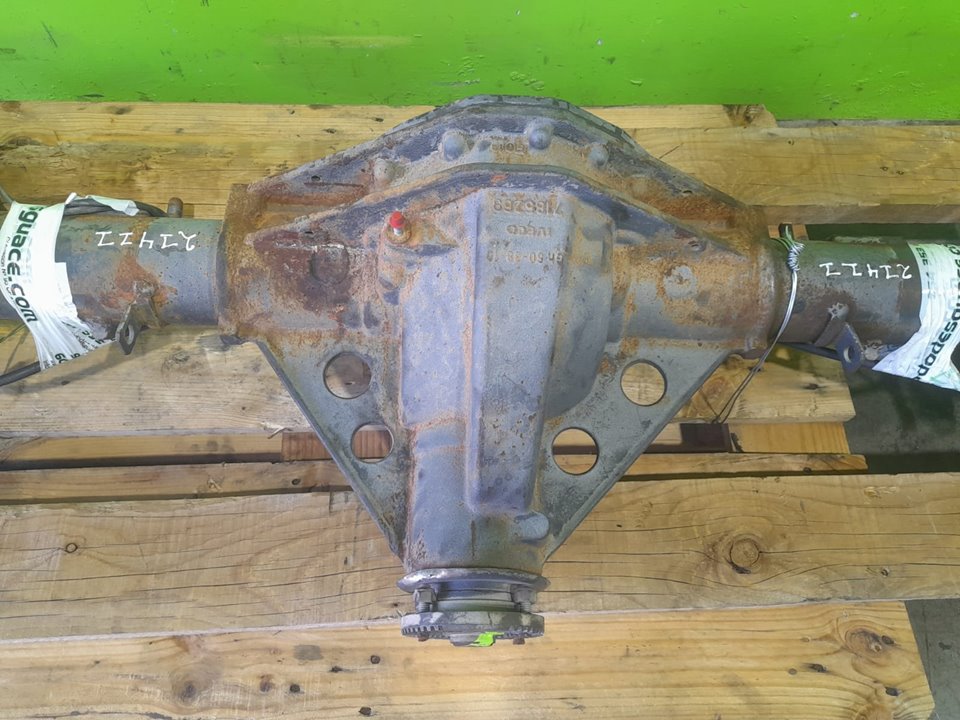 Puente trasero iveco  no identificado