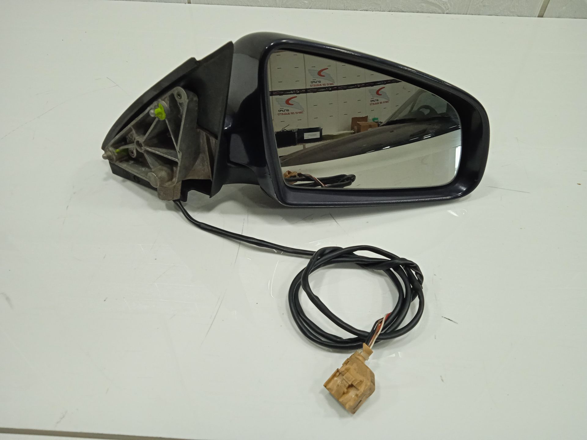 Retrovisor derecho audi a4 avant (8e) 2.0