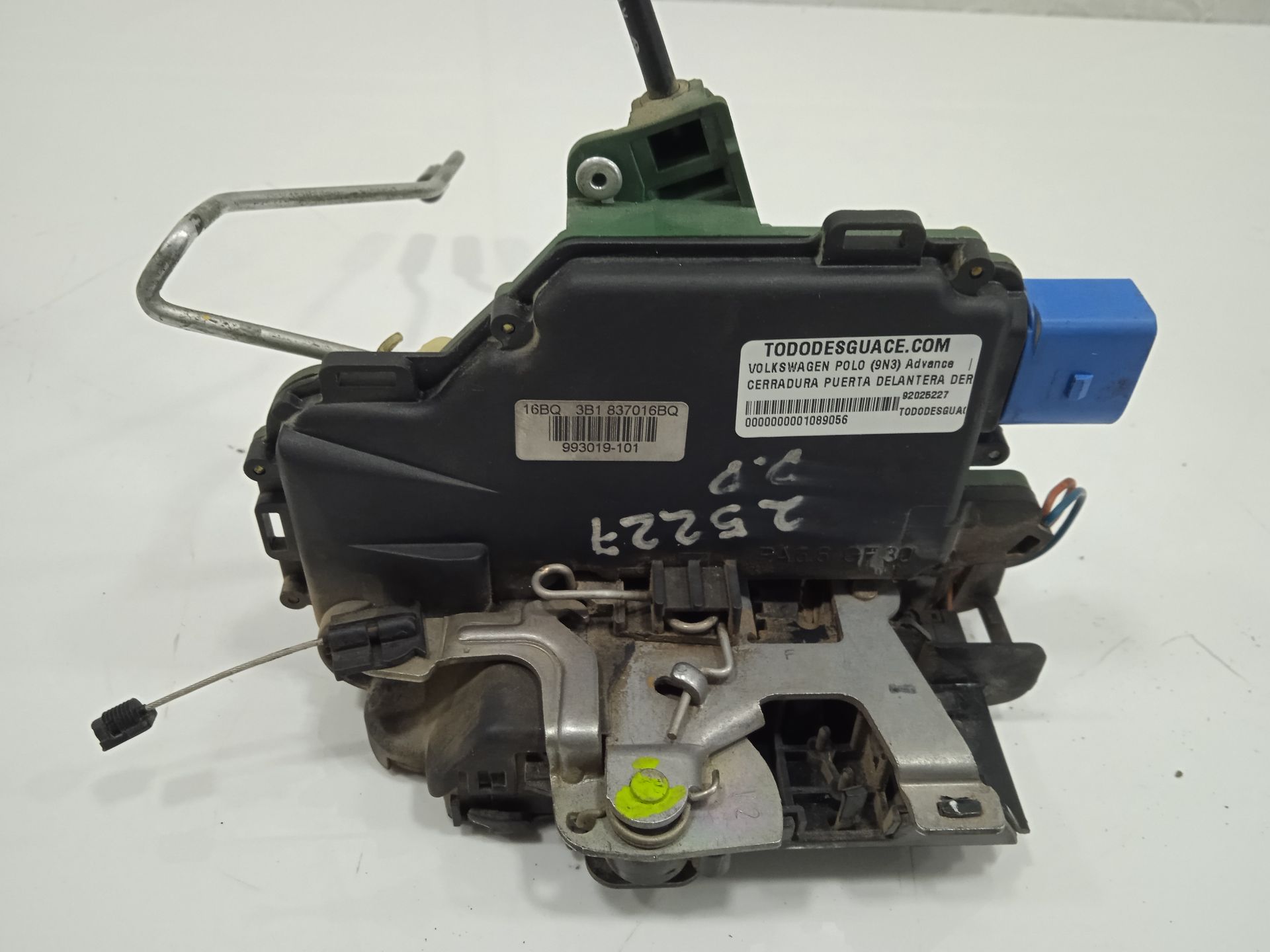 Cerradura puerta delantera derecha volkswagen polo iv (9n3) advance