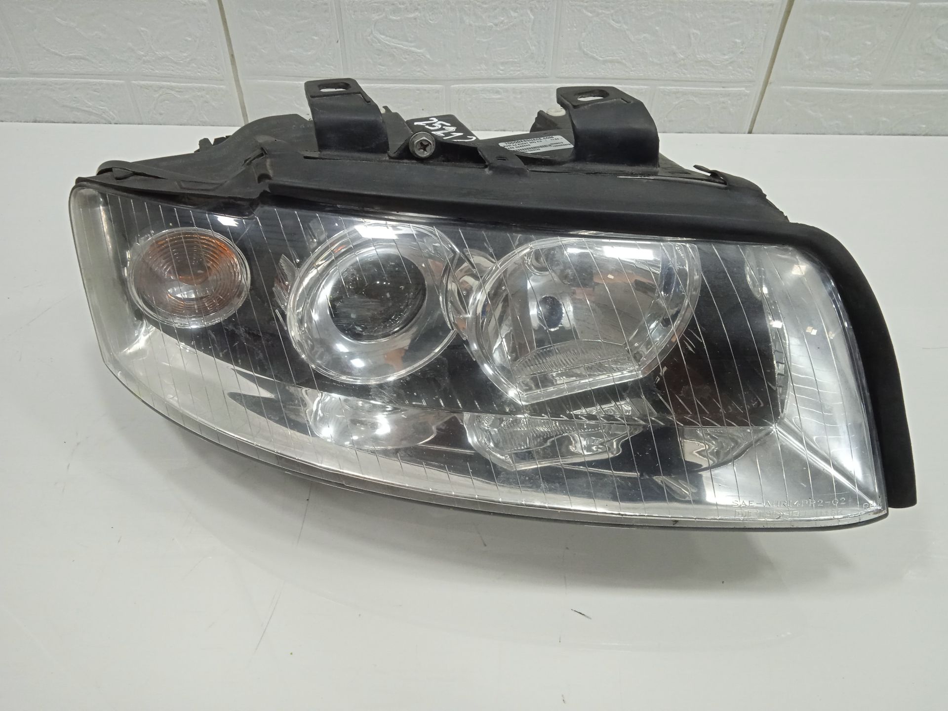 Faro derecho audi a4 avant (8e) 2.0