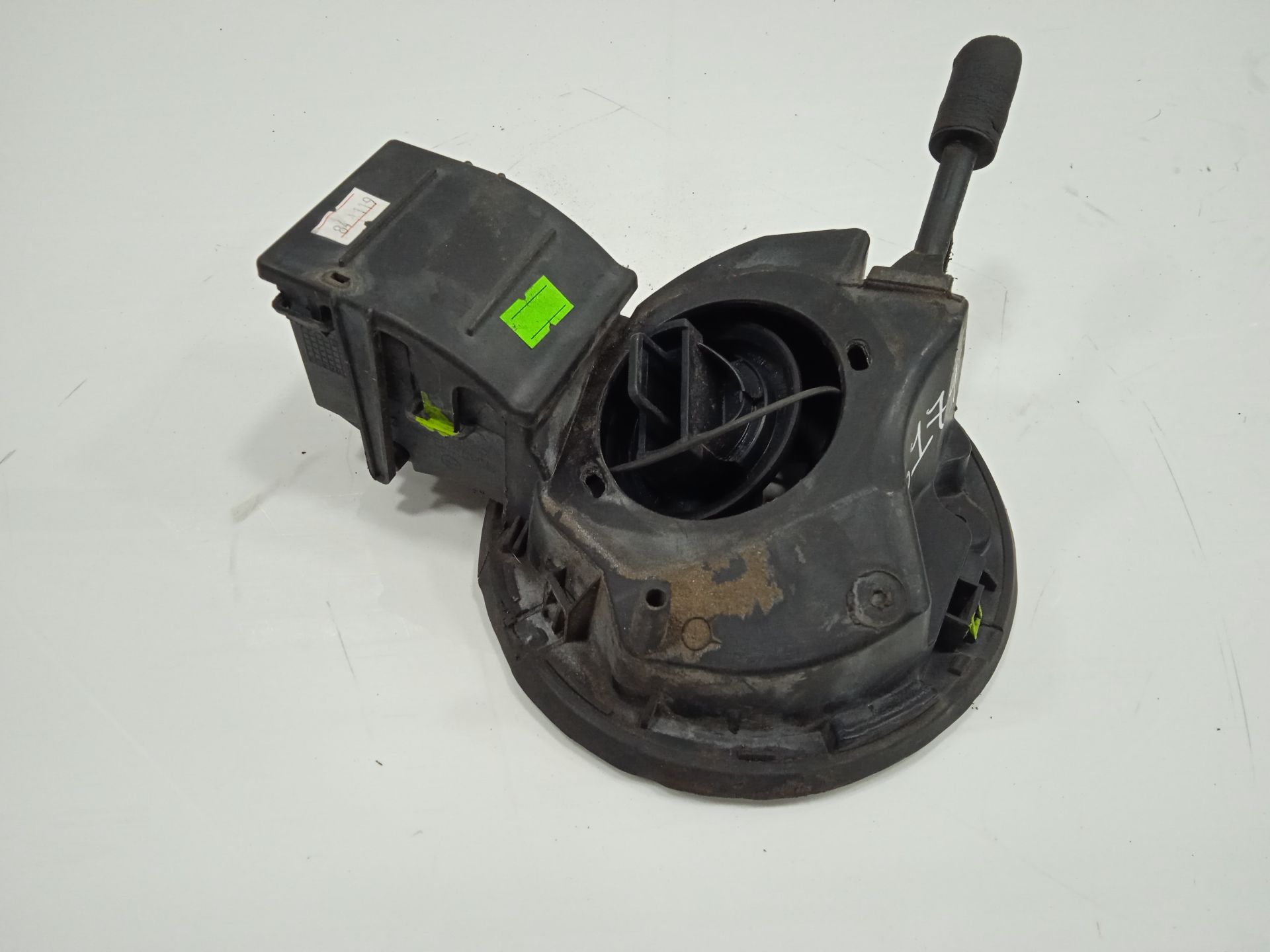 Tapa exterior combustible renault clio iv wolfnoir