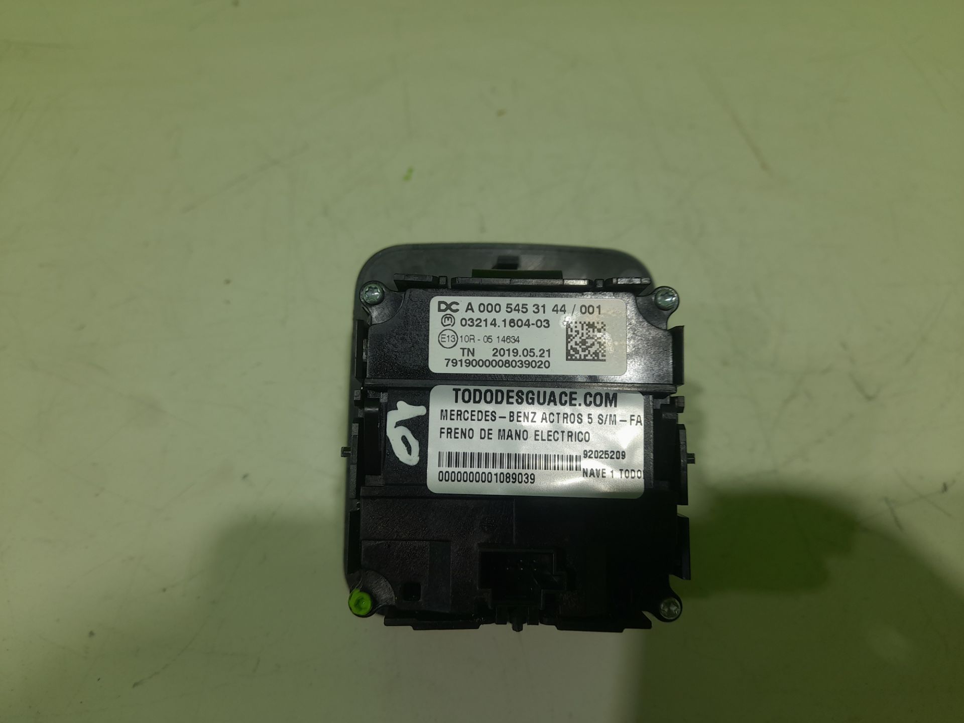 Freno de mano electrico mercedes-benz actros 5 sm-fahrerhaus 2-achser bm 963 fg 18xx 4x2 l om471 m classics