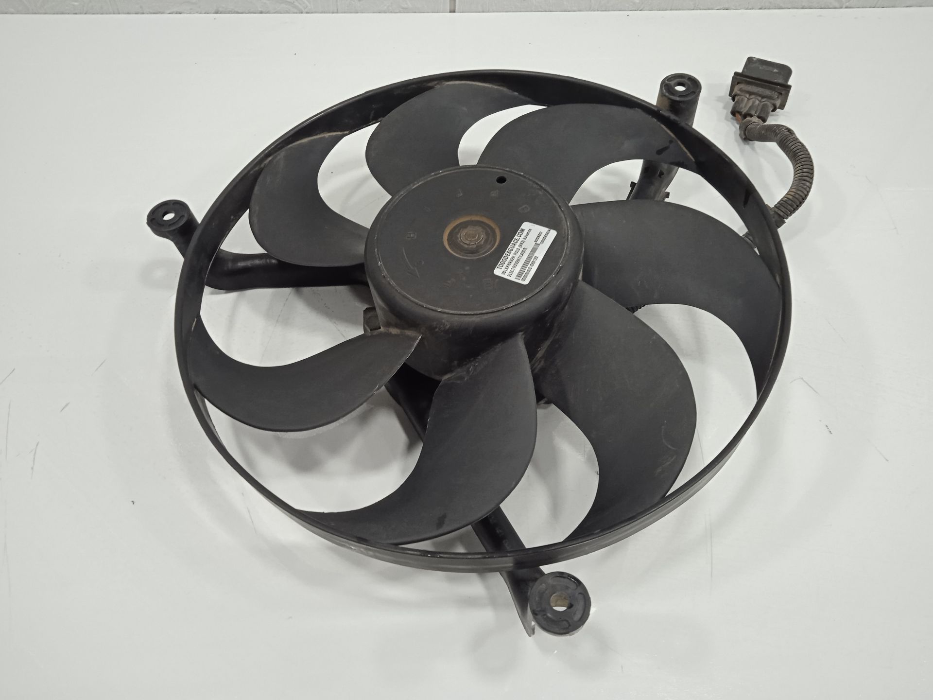 Electroventilador volkswagen polo iv (9n3) advance