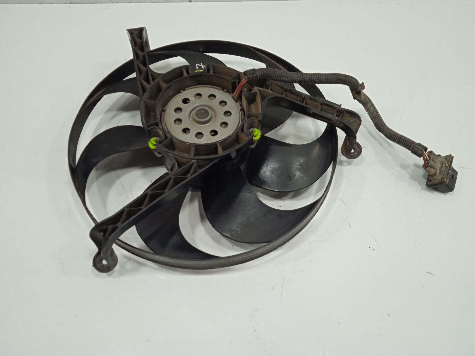 Electroventilador volkswagen polo iv (9n3) advance
