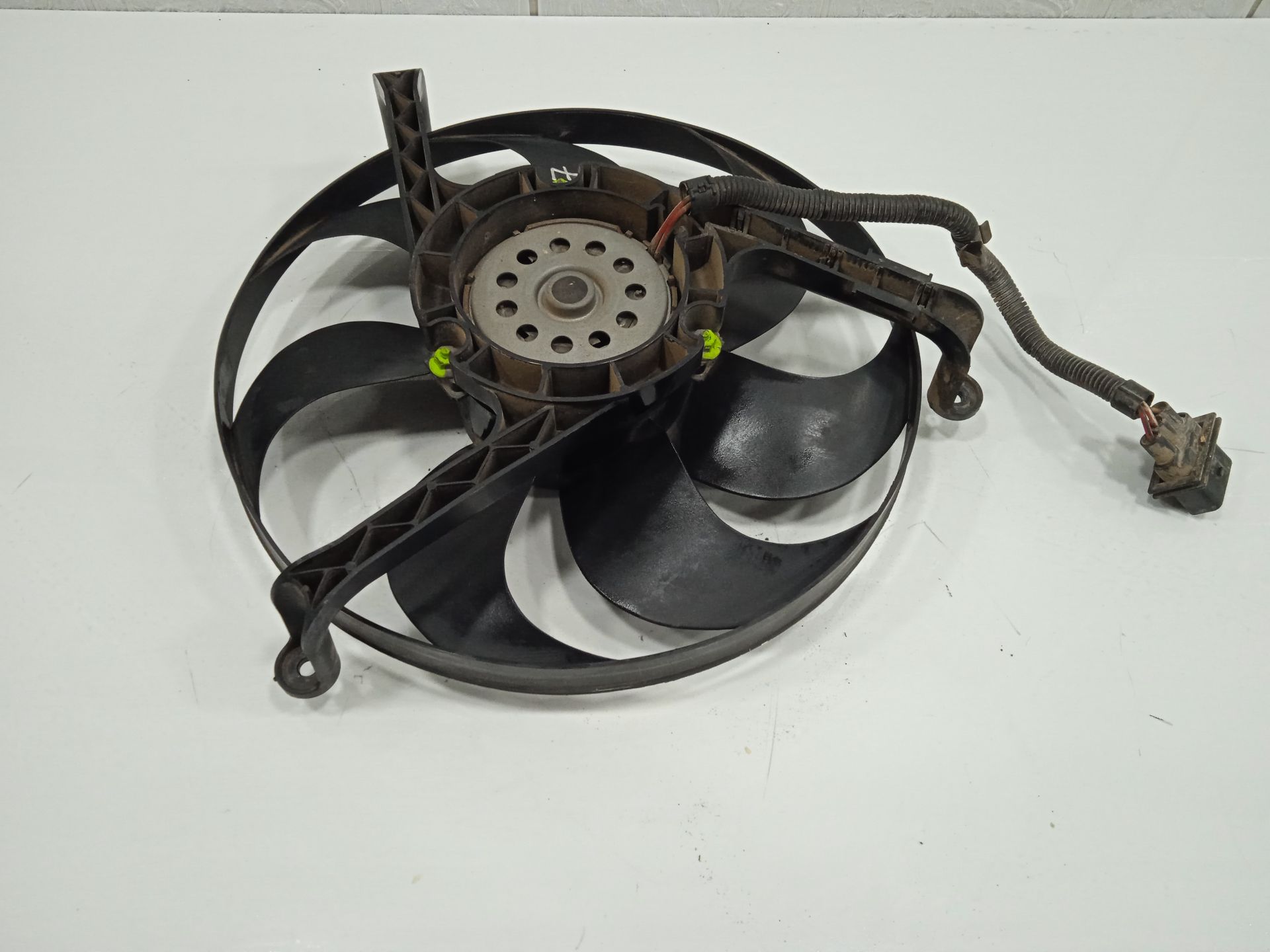 Electroventilador volkswagen polo iv (9n3) advance