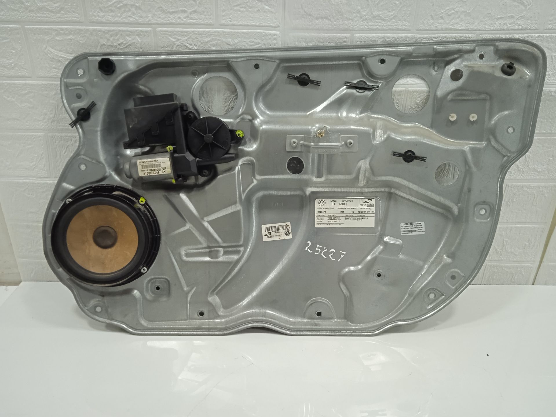 Elevalunas delantero derecho volkswagen polo iv (9n3) advance