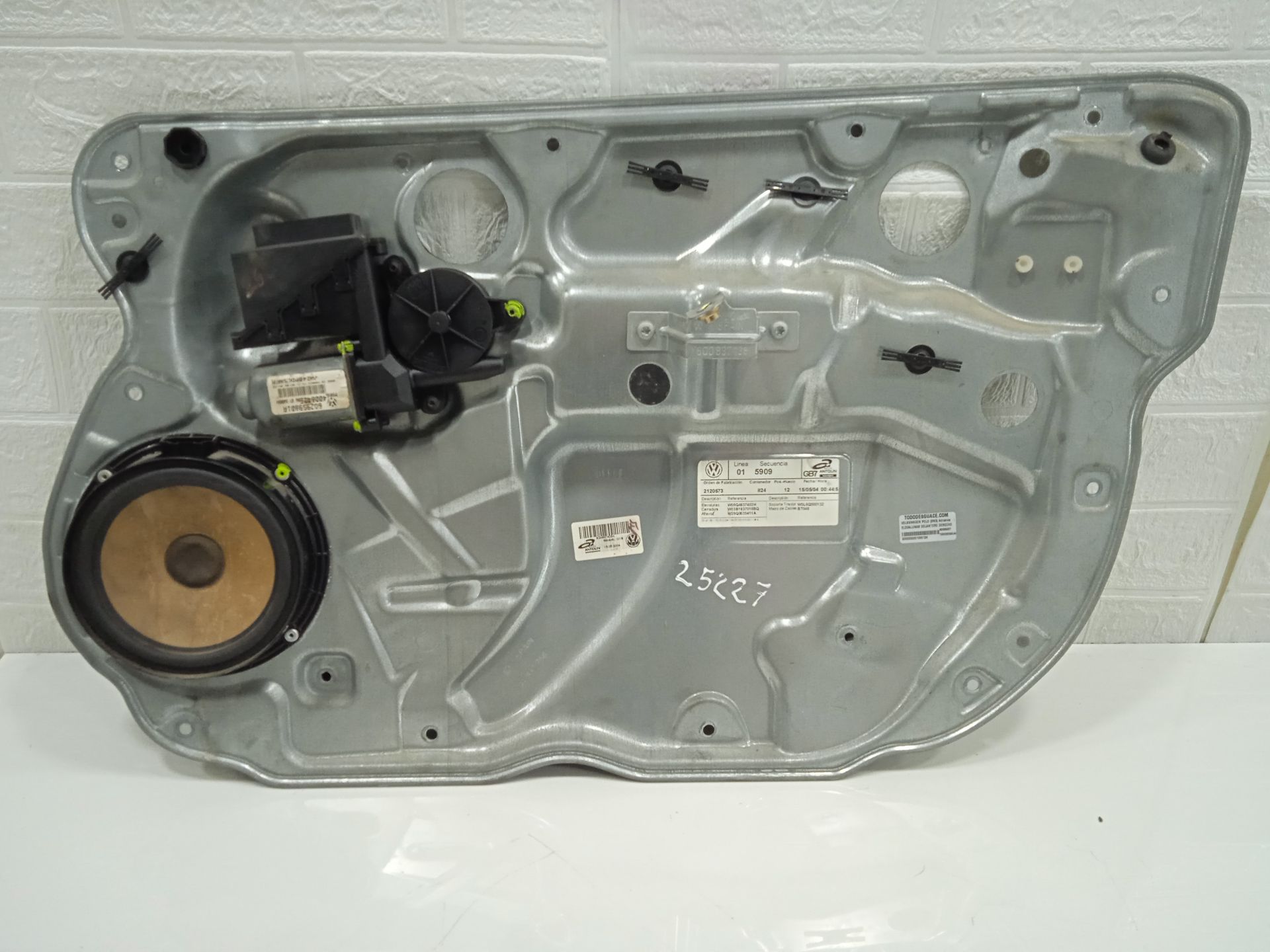 Elevalunas delantero derecho volkswagen polo iv (9n3) advance