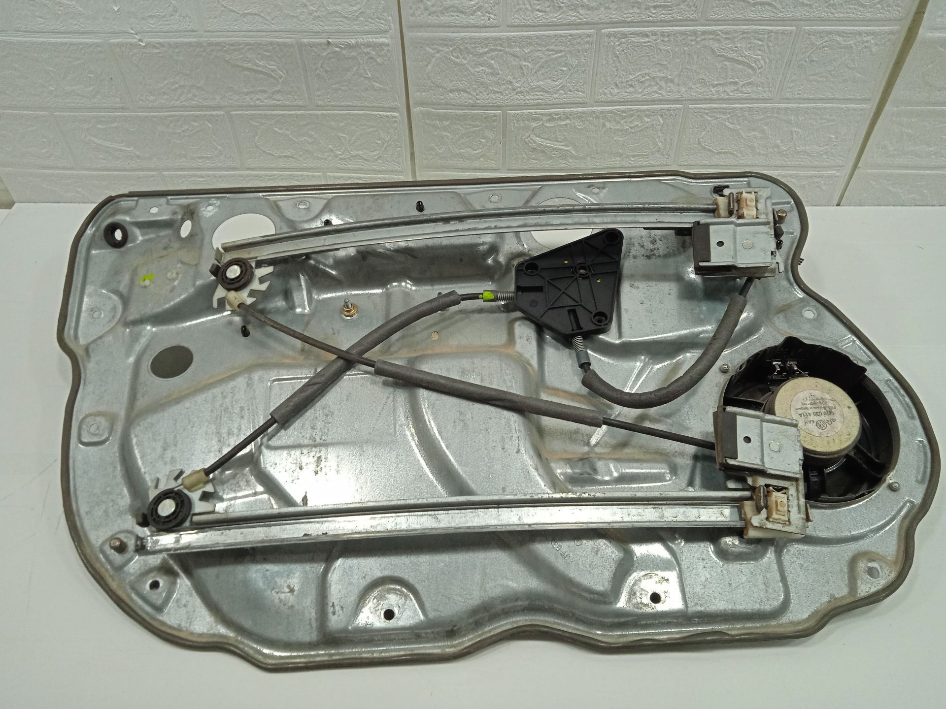 Elevalunas delantero derecho volkswagen polo iv (9n3) advance