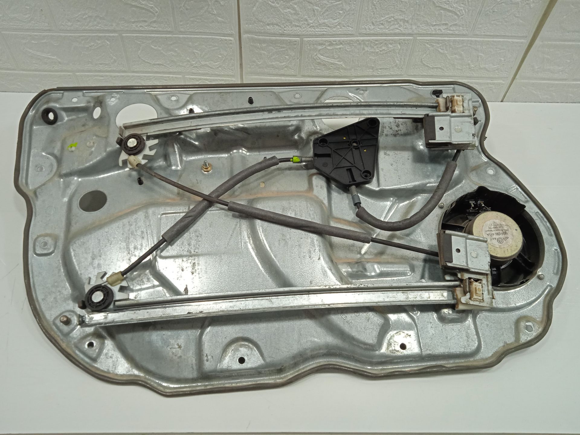 Elevalunas delantero derecho volkswagen polo iv (9n3) advance