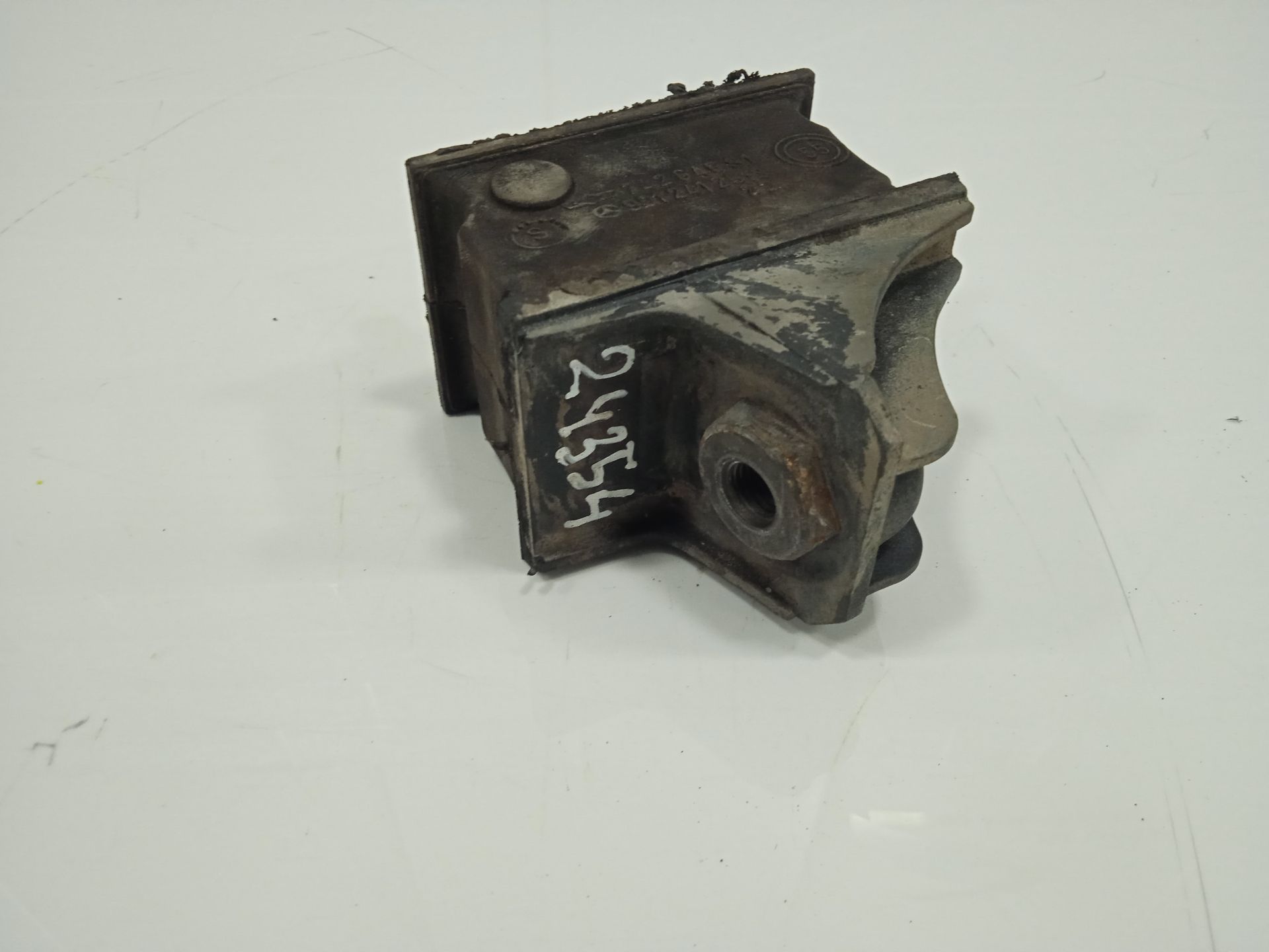 Soporte motor mercedes-benz vario (t2w) bm 667668670 (1996) 