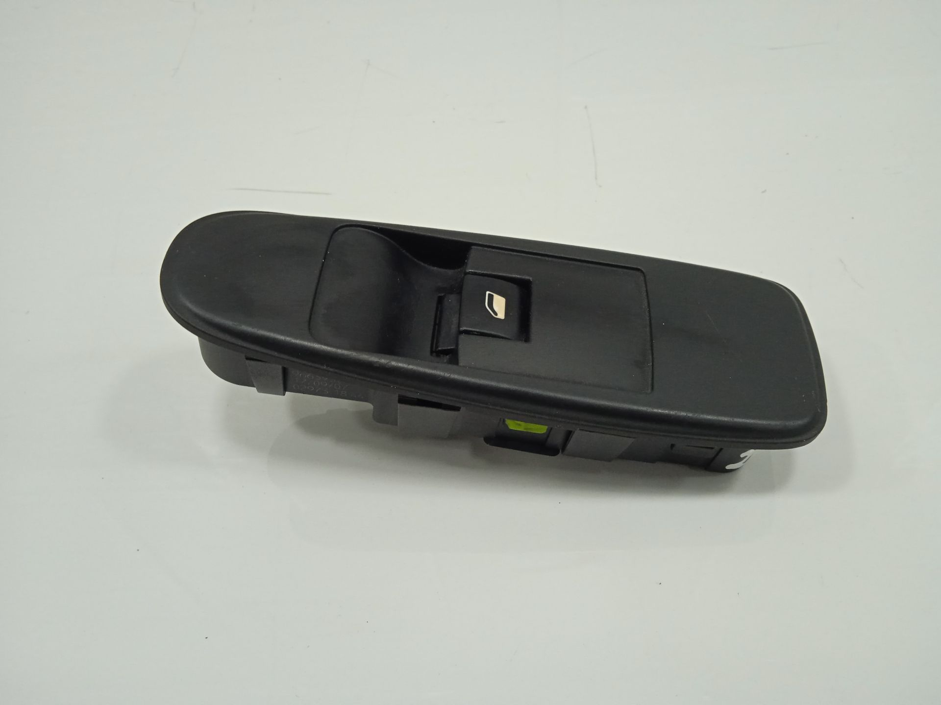 Elevalunas delantero derecho citroen grand c4 picasso 
