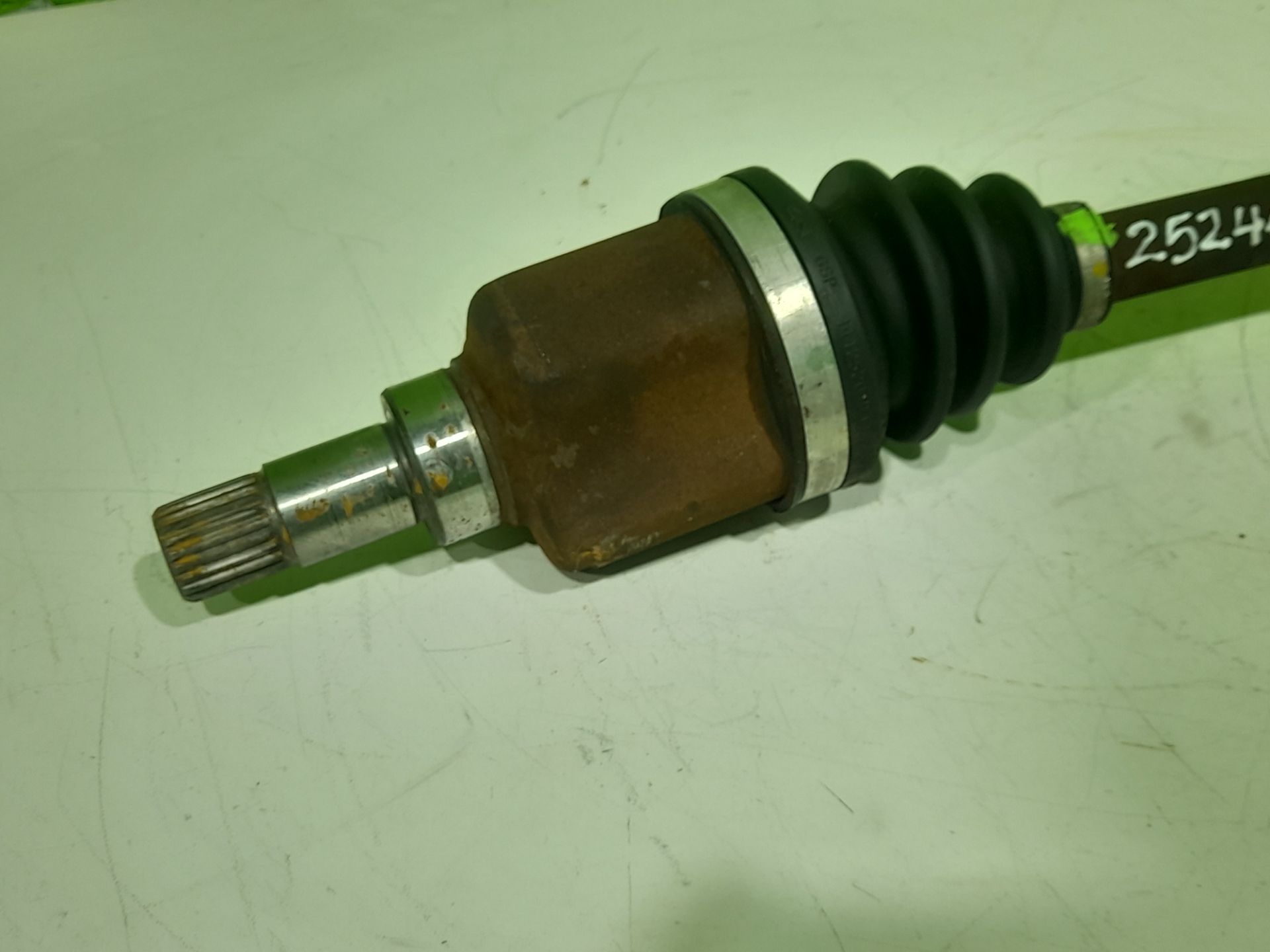 Transmision delantera izquierda peugeot 207 confort