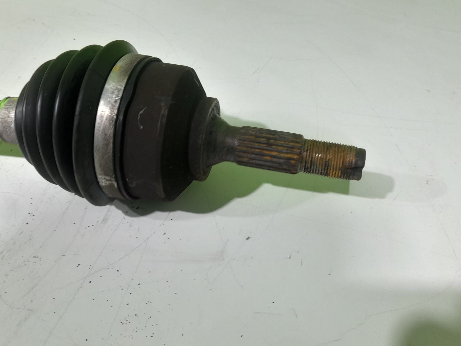 Transmision delantera izquierda peugeot 207 confort