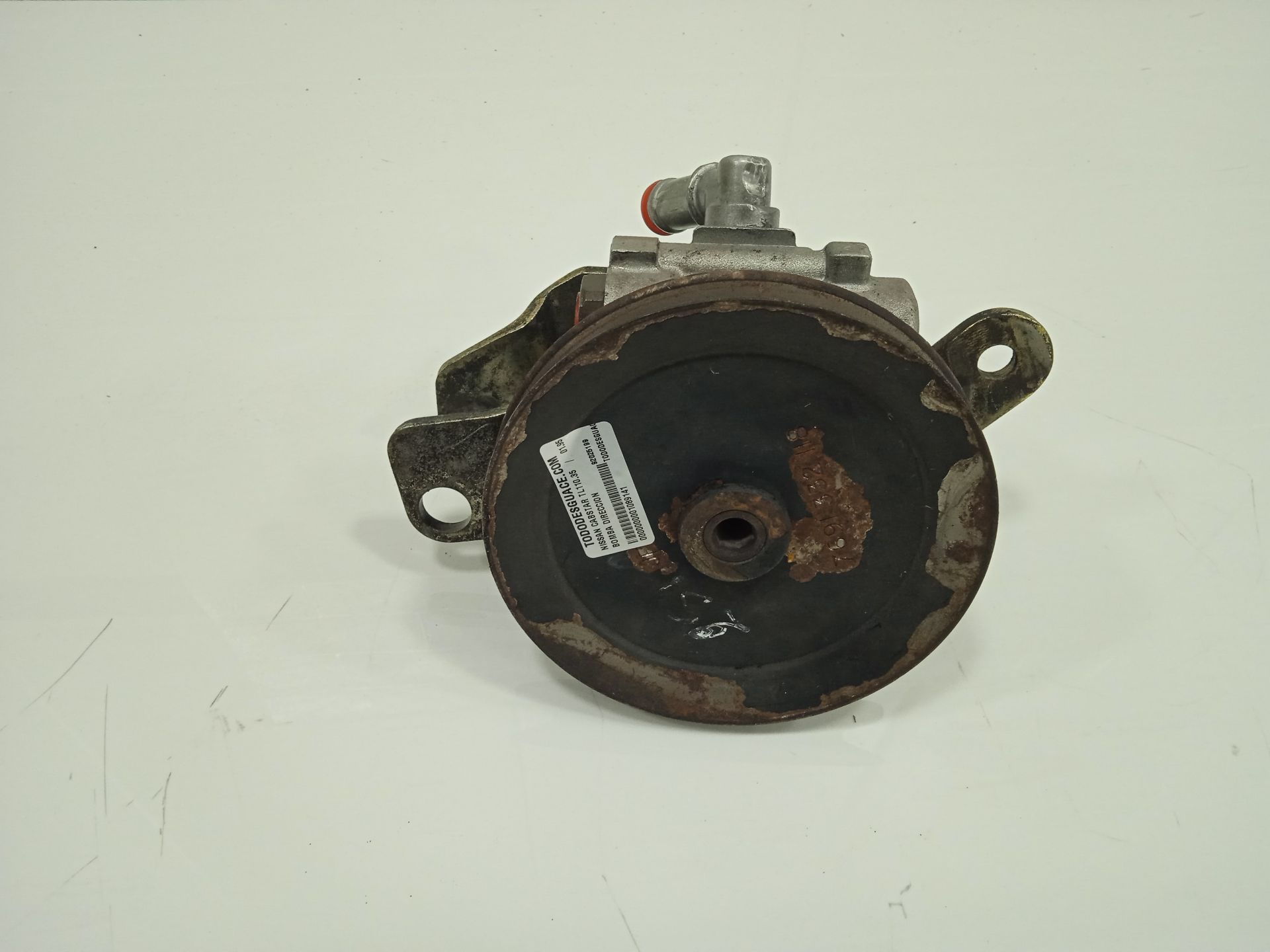 Bomba direccion nissan  no identificado