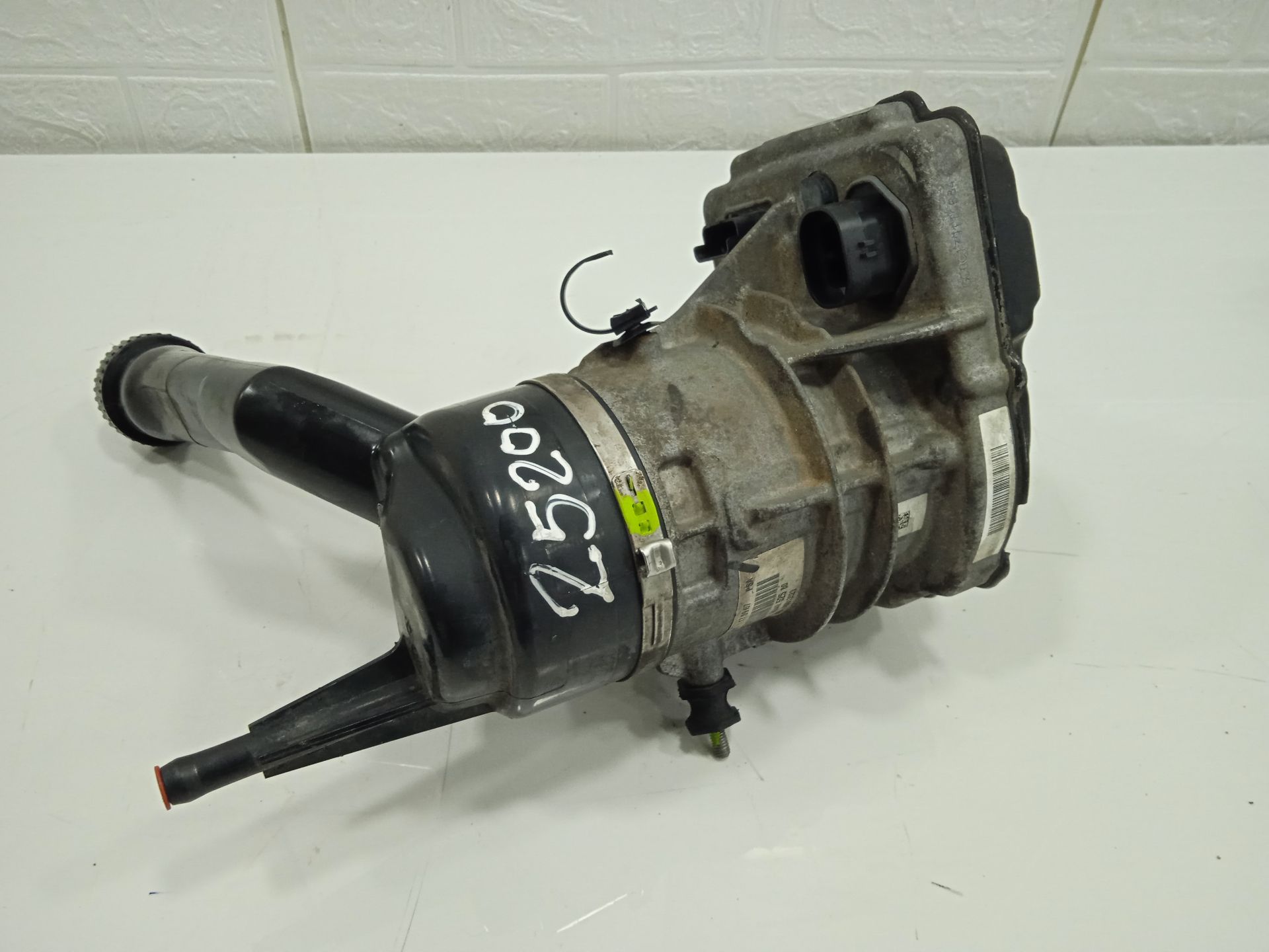 Bomba direccion citroen grand c4 picasso 