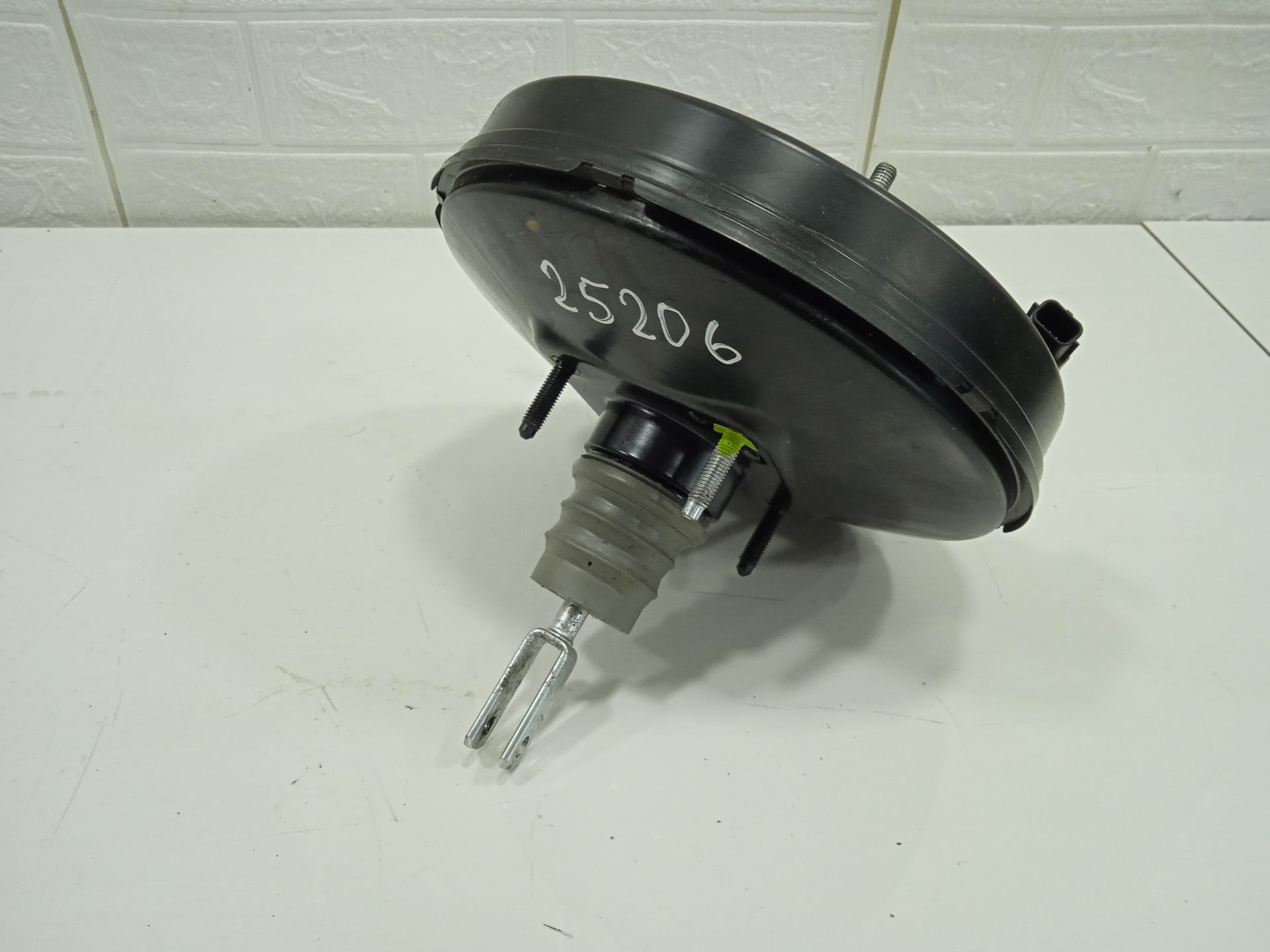 Servofreno nissan micra (k14) acenta
