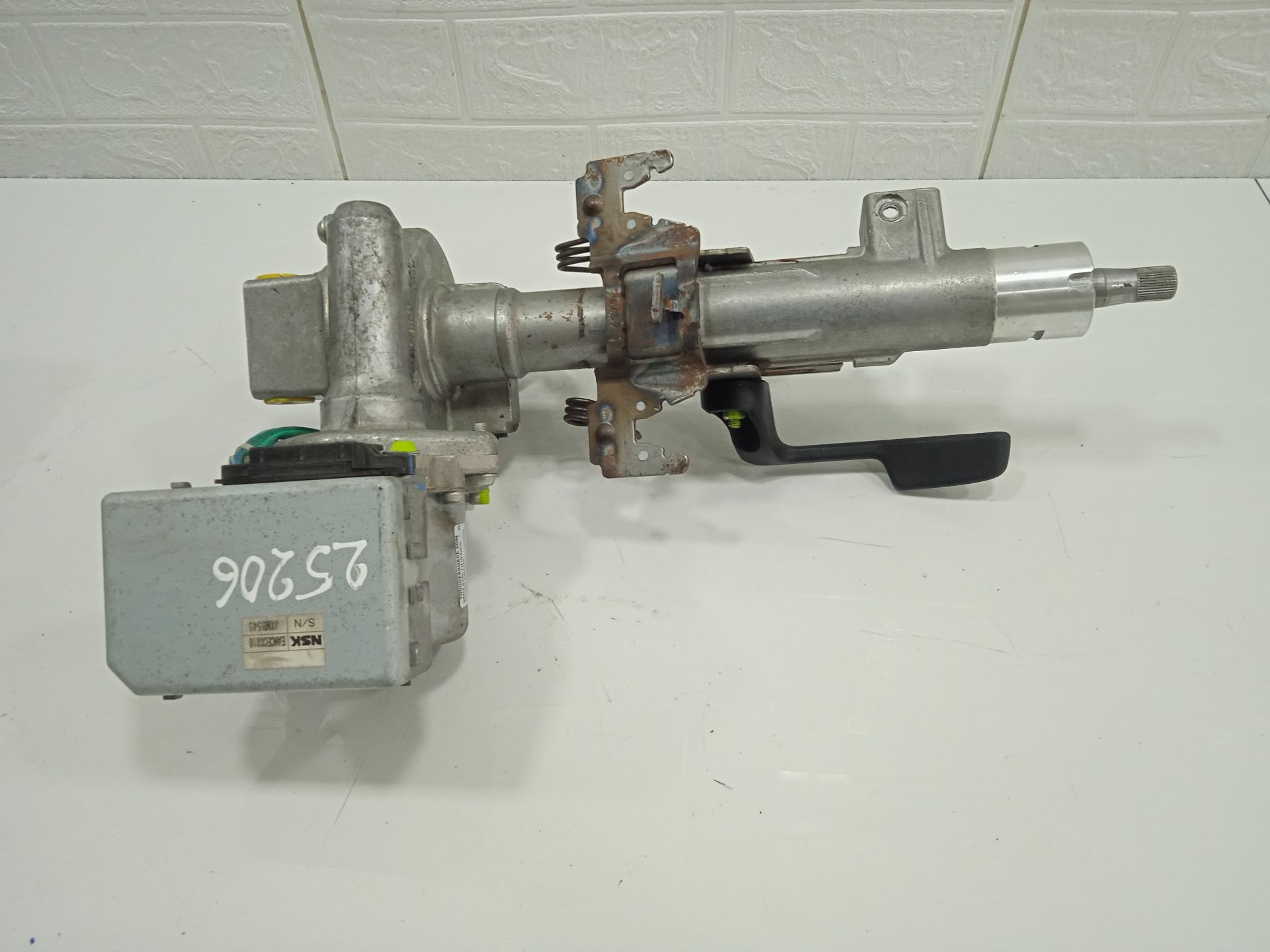 Columna direccion nissan micra (k14) acenta