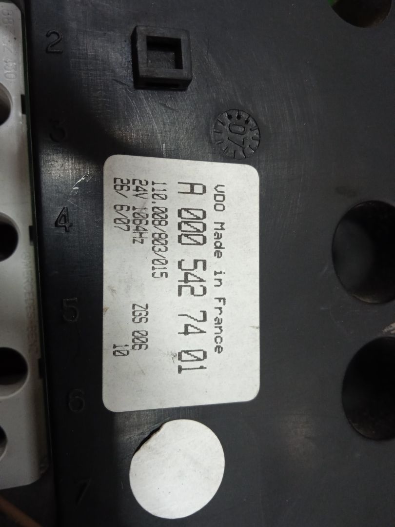 Cuadro instrumentos mercedes-benz vario (t2w) bm 668670 (1996) fg       814 d  om 904 la cabi