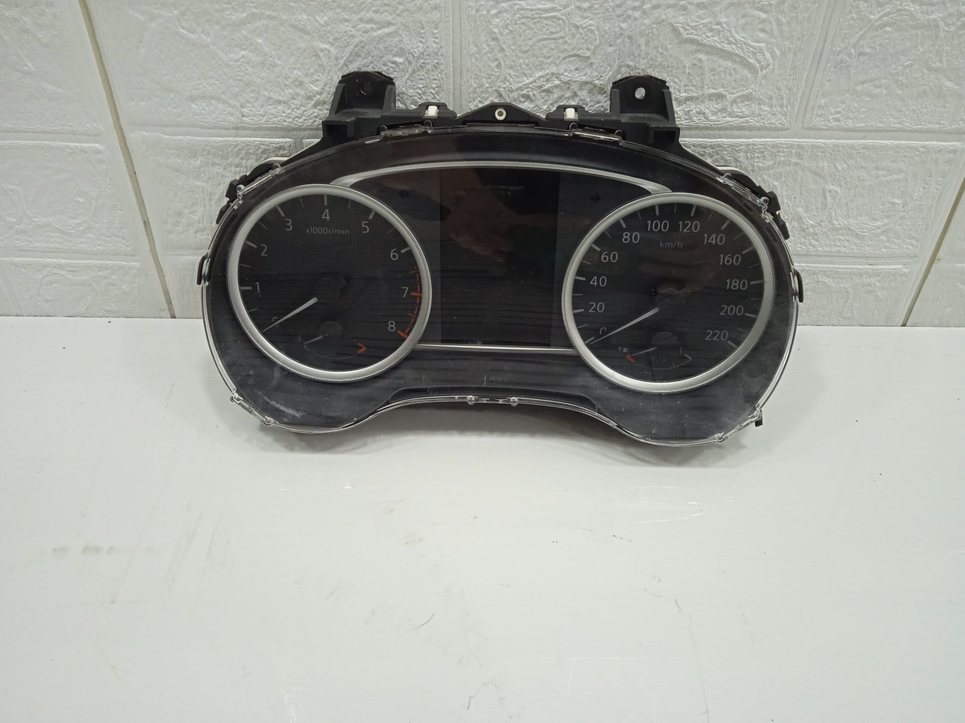 Cuadro instrumentos nissan micra (k14) acenta
