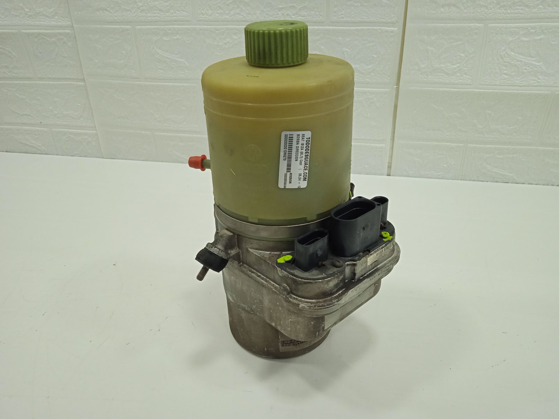 Bomba direccion seat ibiza (6l1) cool