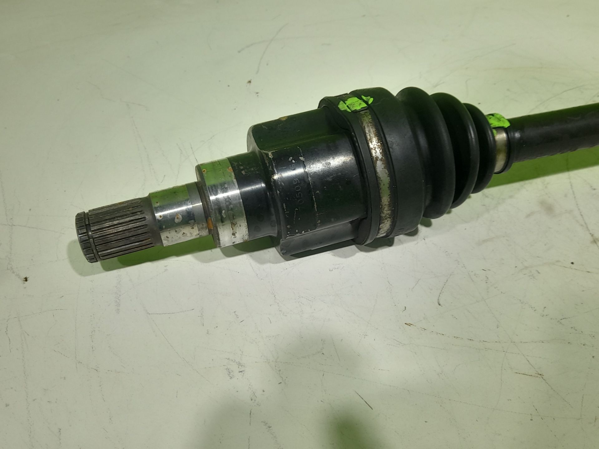 Transmision delantera izquierda suzuki alto (amf310) ga