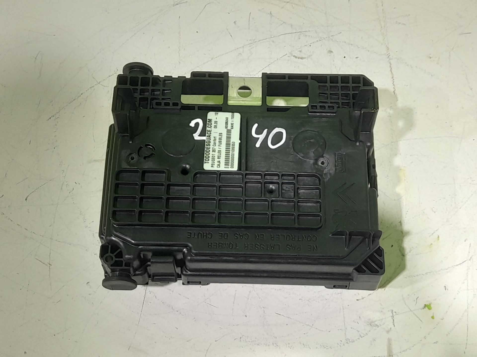 Caja reles / fusibles peugeot 207 confort