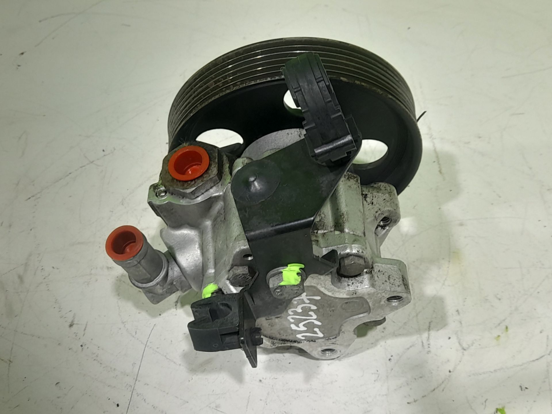 Bomba direccion peugeot 806 st