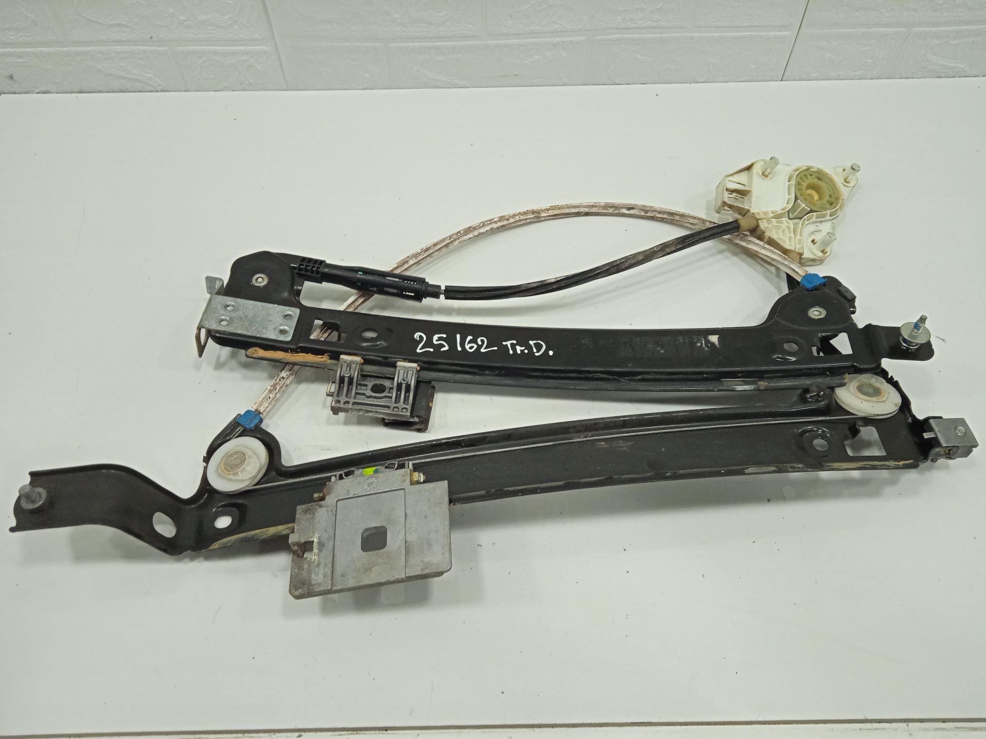 Elevalunas trasero derecho peugeot 508 sw allure pack