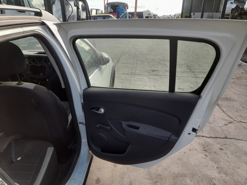 Puerta trasera derecha dacia sandero ii stepway comfort