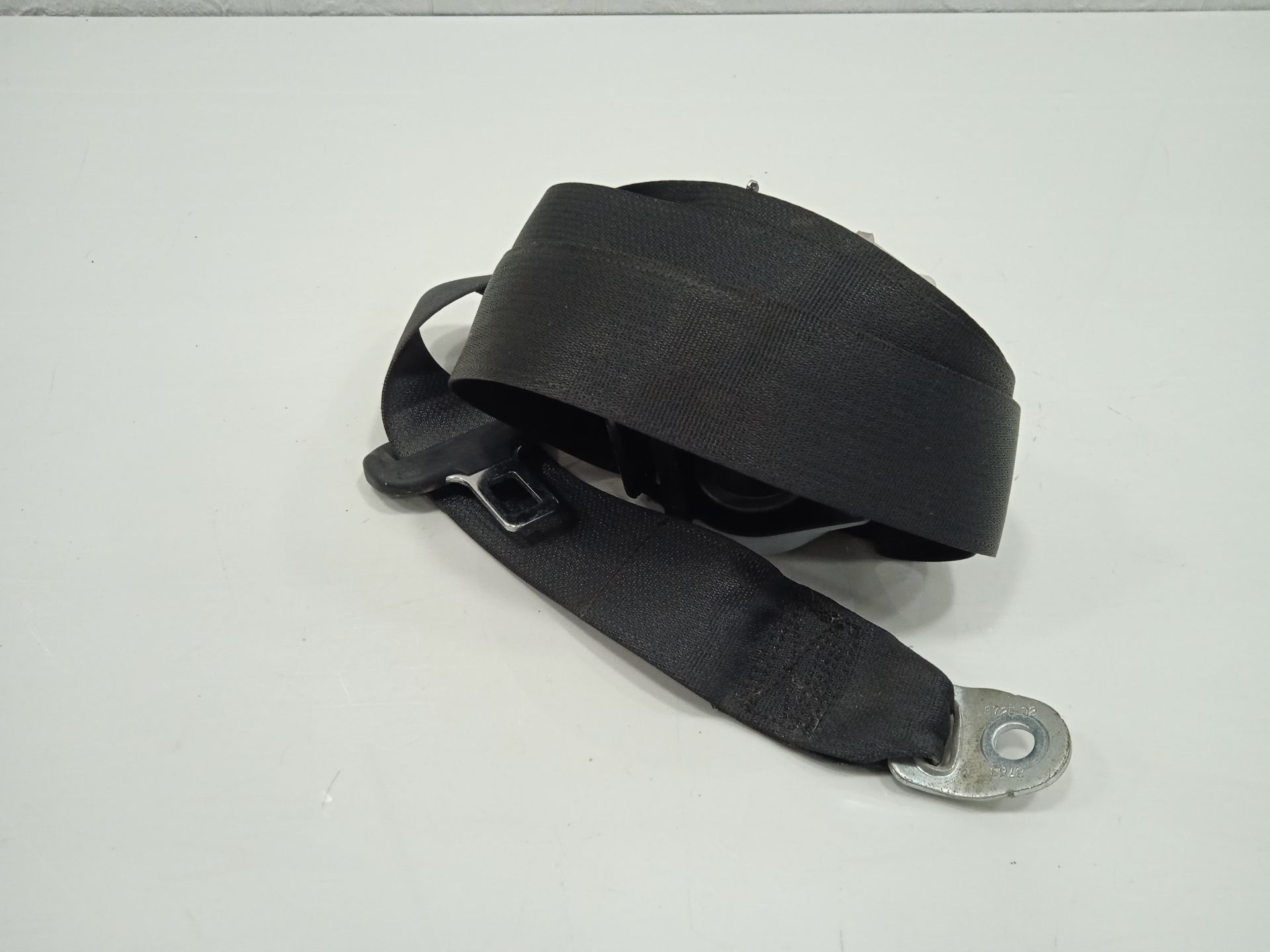 Cinturon seguridad trasero derecho toyota auris (e18) active
