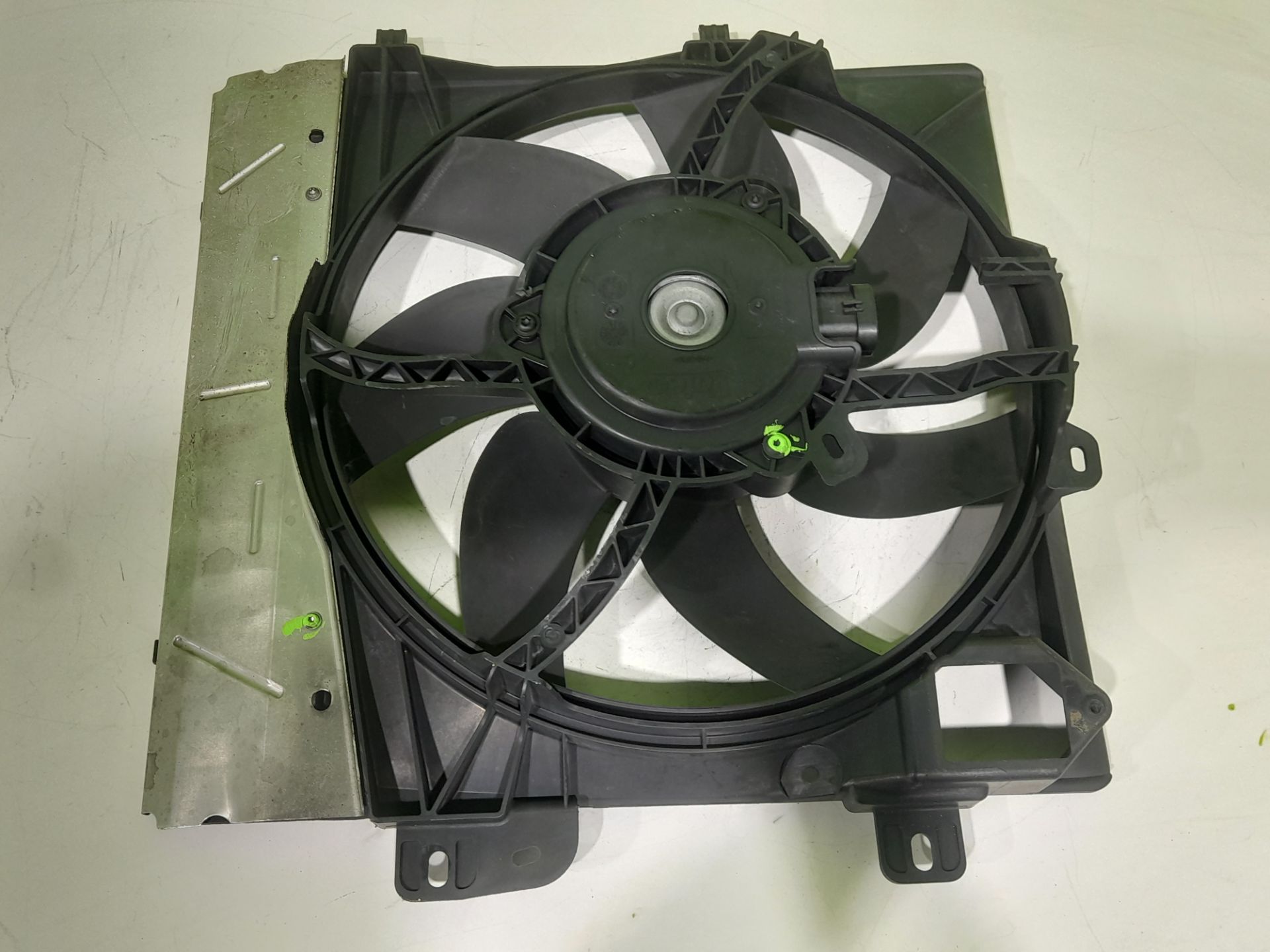 Electroventilador peugeot 207 confort