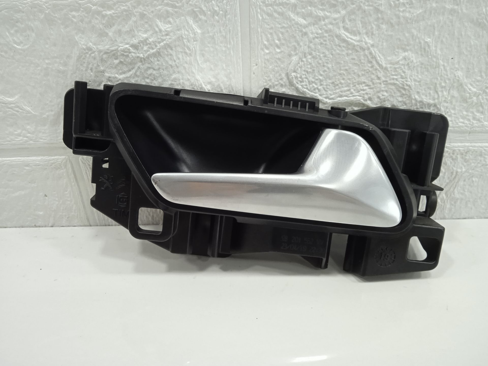 Maneta interior delantera derecha peugeot 508 sw allure pack