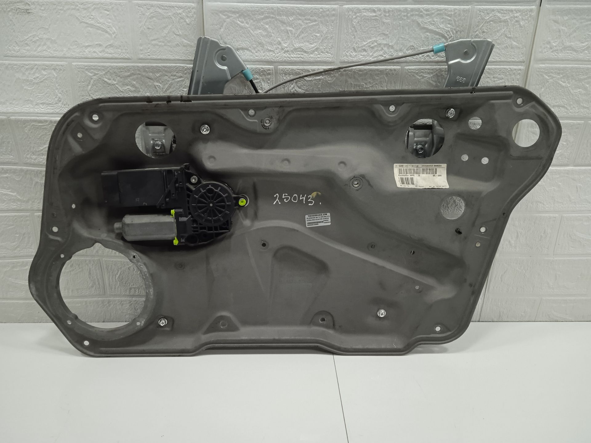 Elevalunas delantero derecho volkswagen golf iv berlina (1j1)(10.1997) 25 aniversario