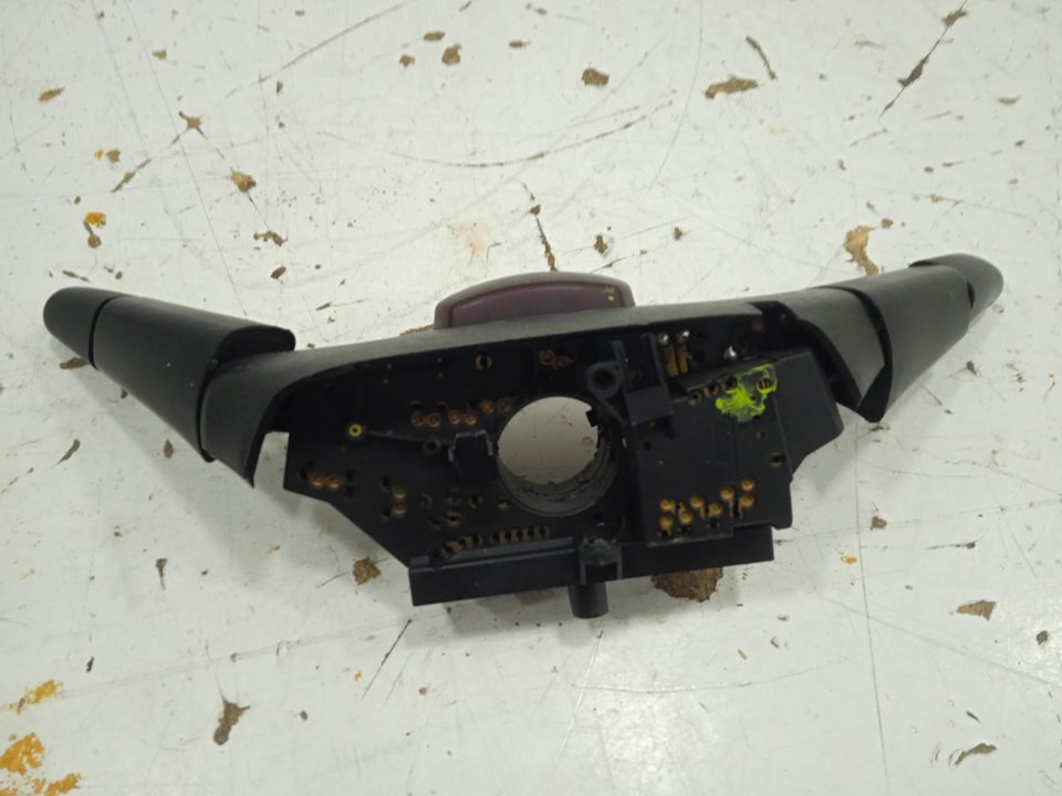 Mando luces mercedes-benz sprinter combi 208  cdi   (901.6902.671672)