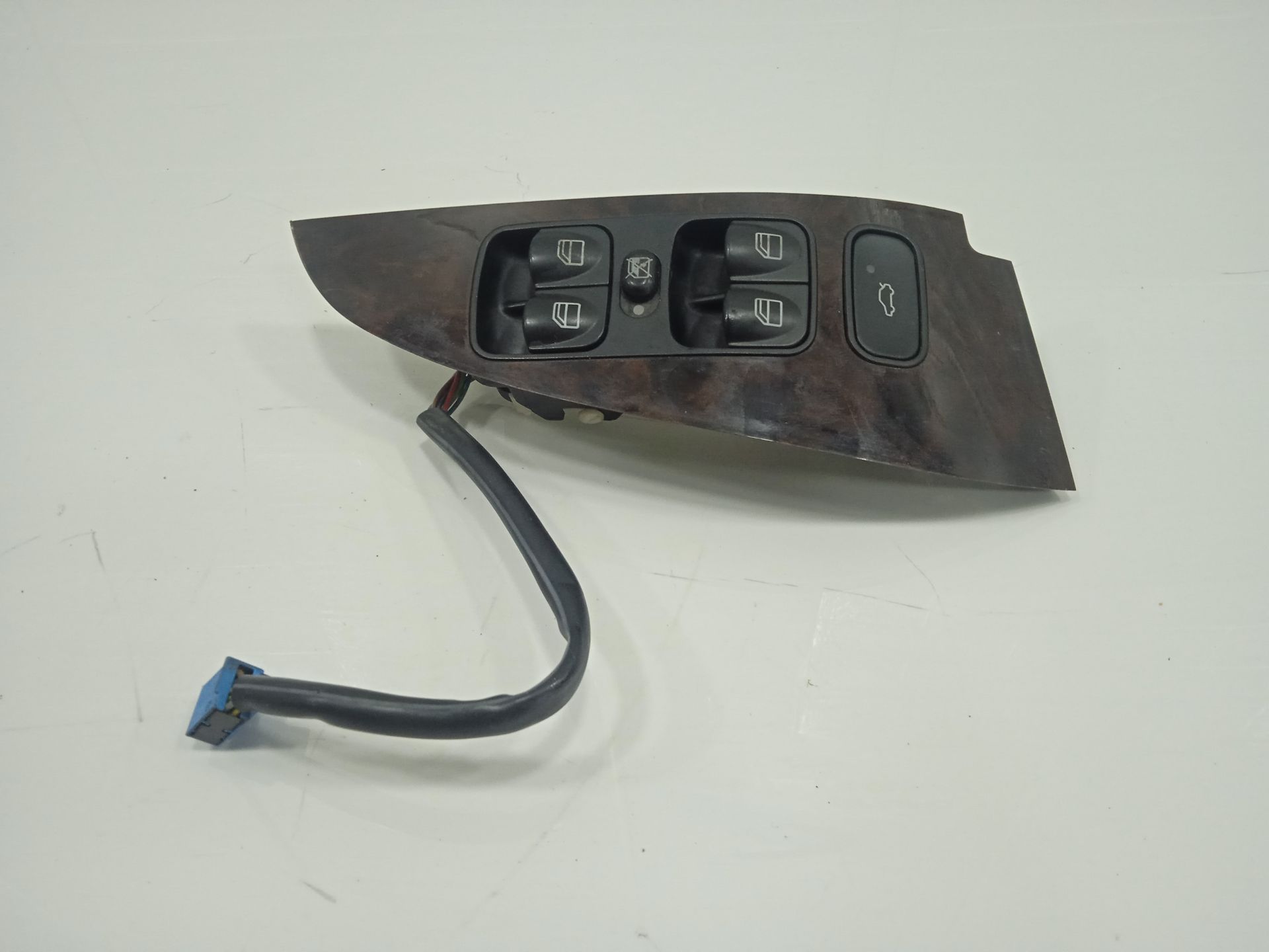 Mando elevalunas delantero izquierdo mercedes-benz clase c (bm 203) berlina 240 (203.061)