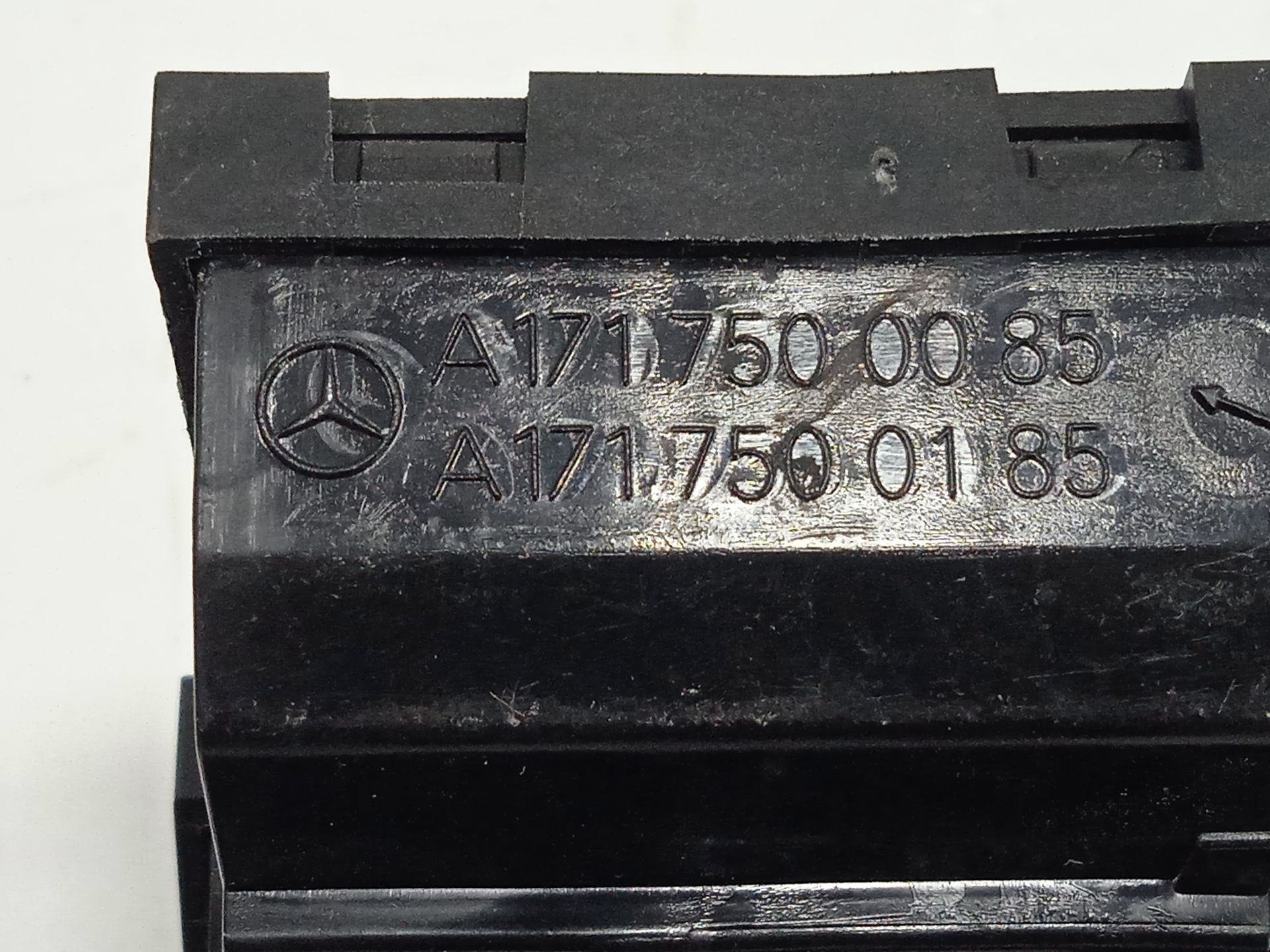 Cerradura maletero / porton mercedes-benz clase c (bm 203) berlina 240 (203.061)