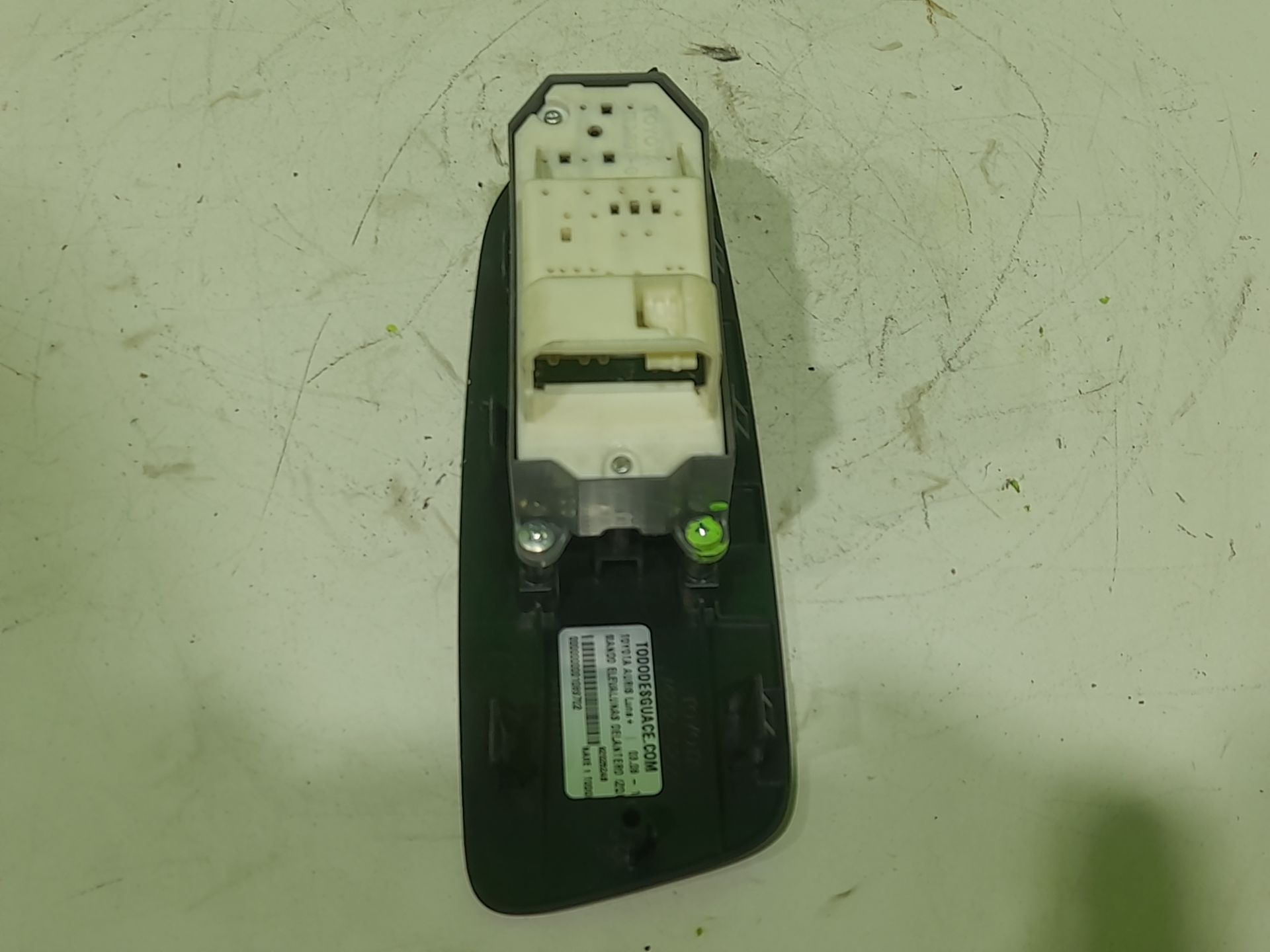 Mando elevalunas delantero izquierdo toyota auris (e15) luna+