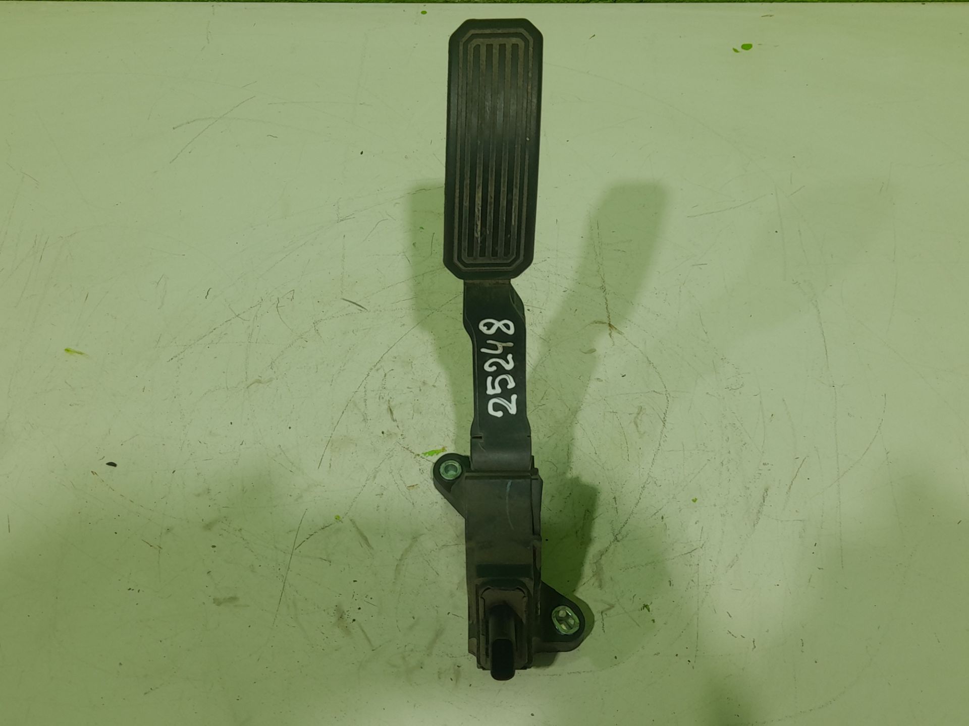 Pedal acelerador toyota auris (e15) luna+