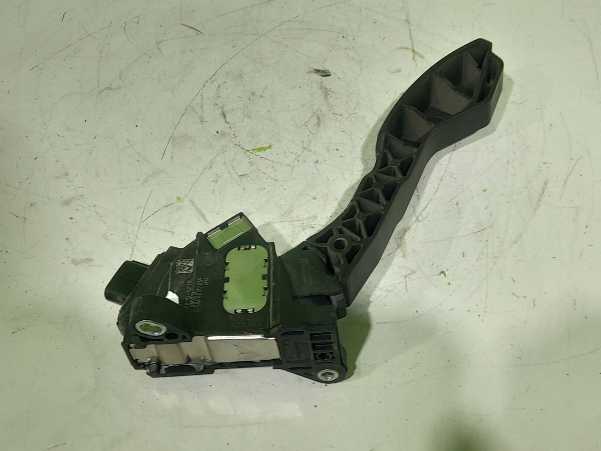 Pedal acelerador toyota auris (e15) luna+