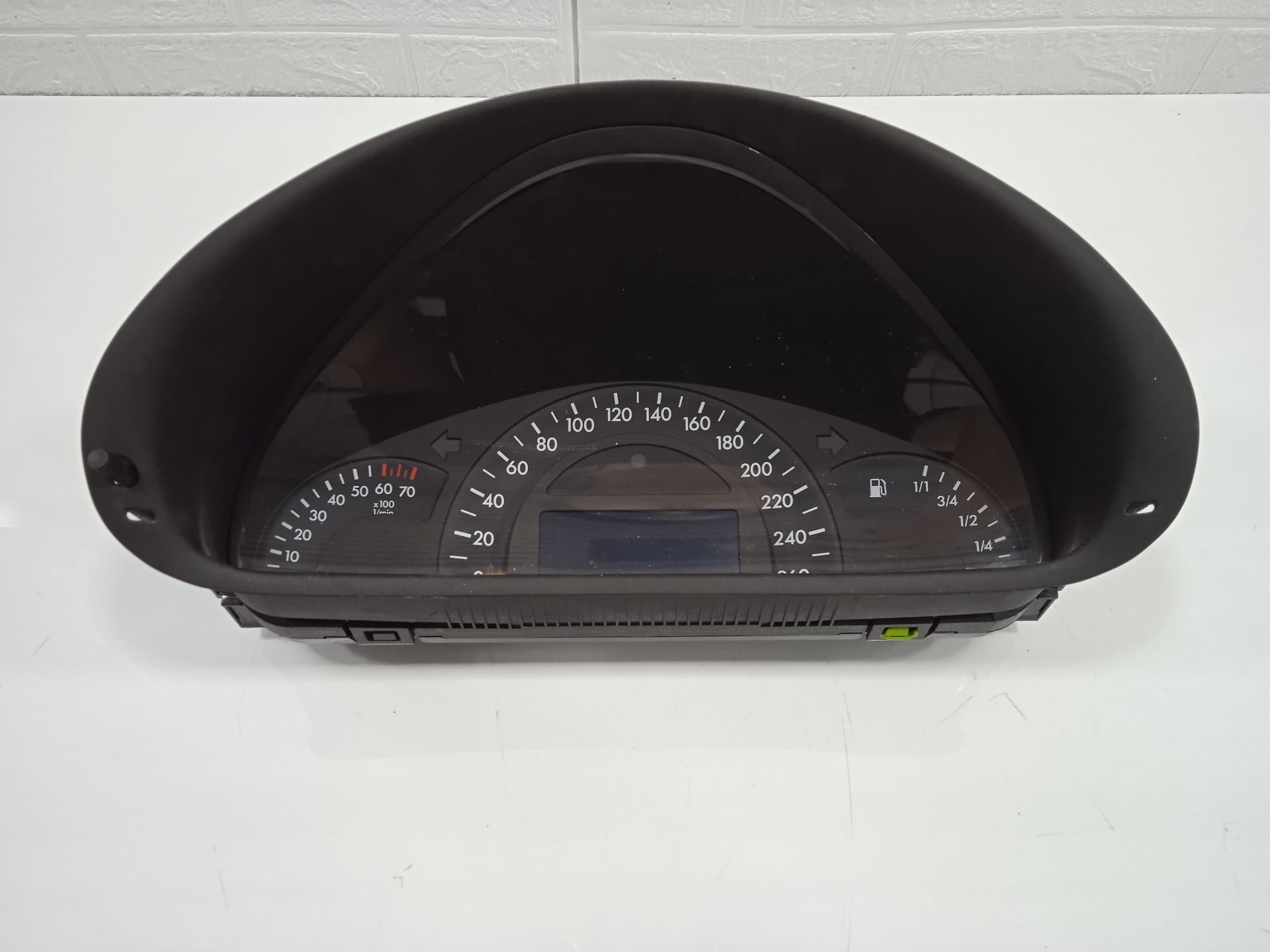 Cuadro instrumentos mercedes-benz clase c (bm 203) berlina 240 (203.061)