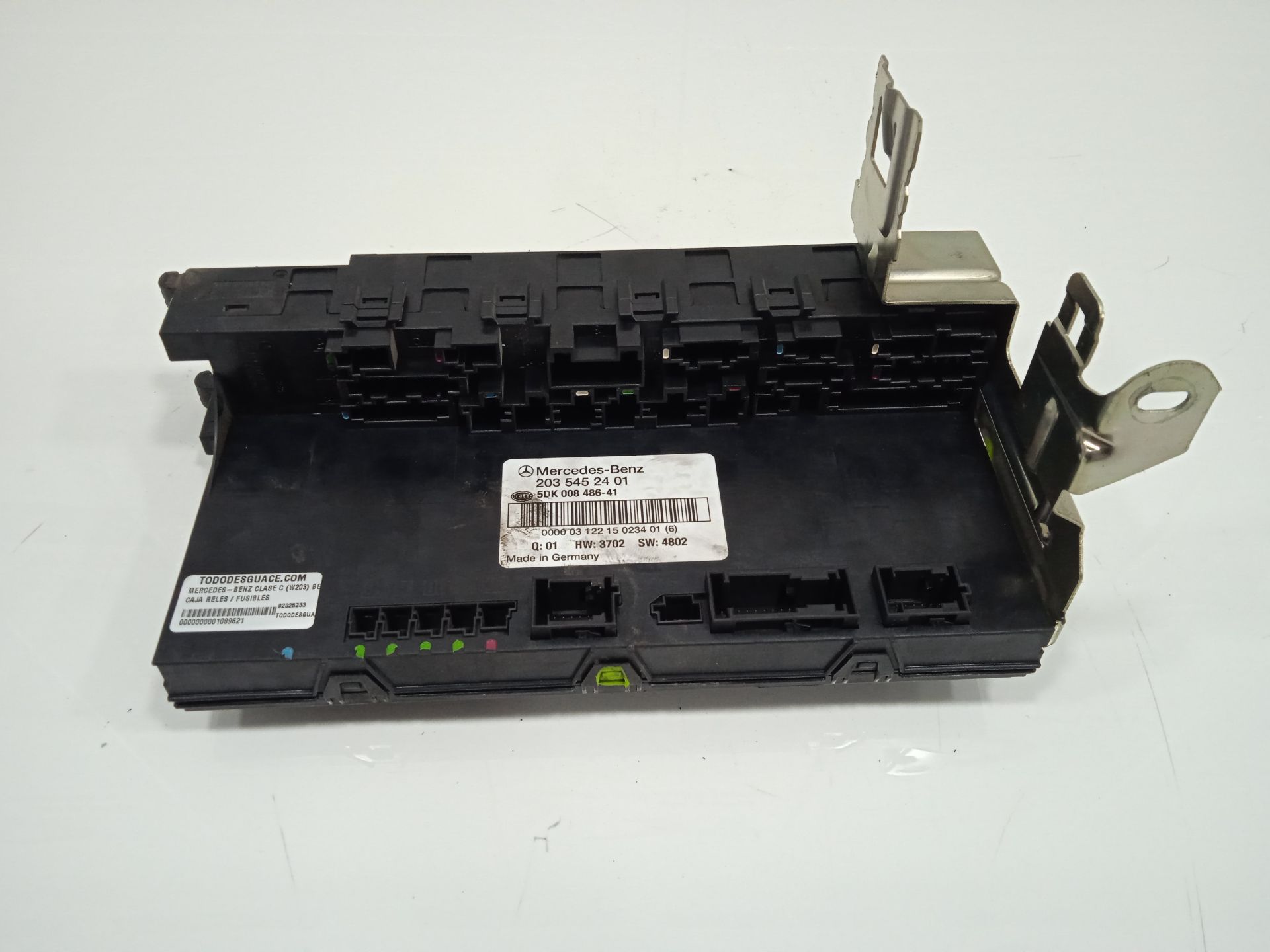 Caja reles / fusibles mercedes-benz clase c (bm 203) berlina 240 (203.061)