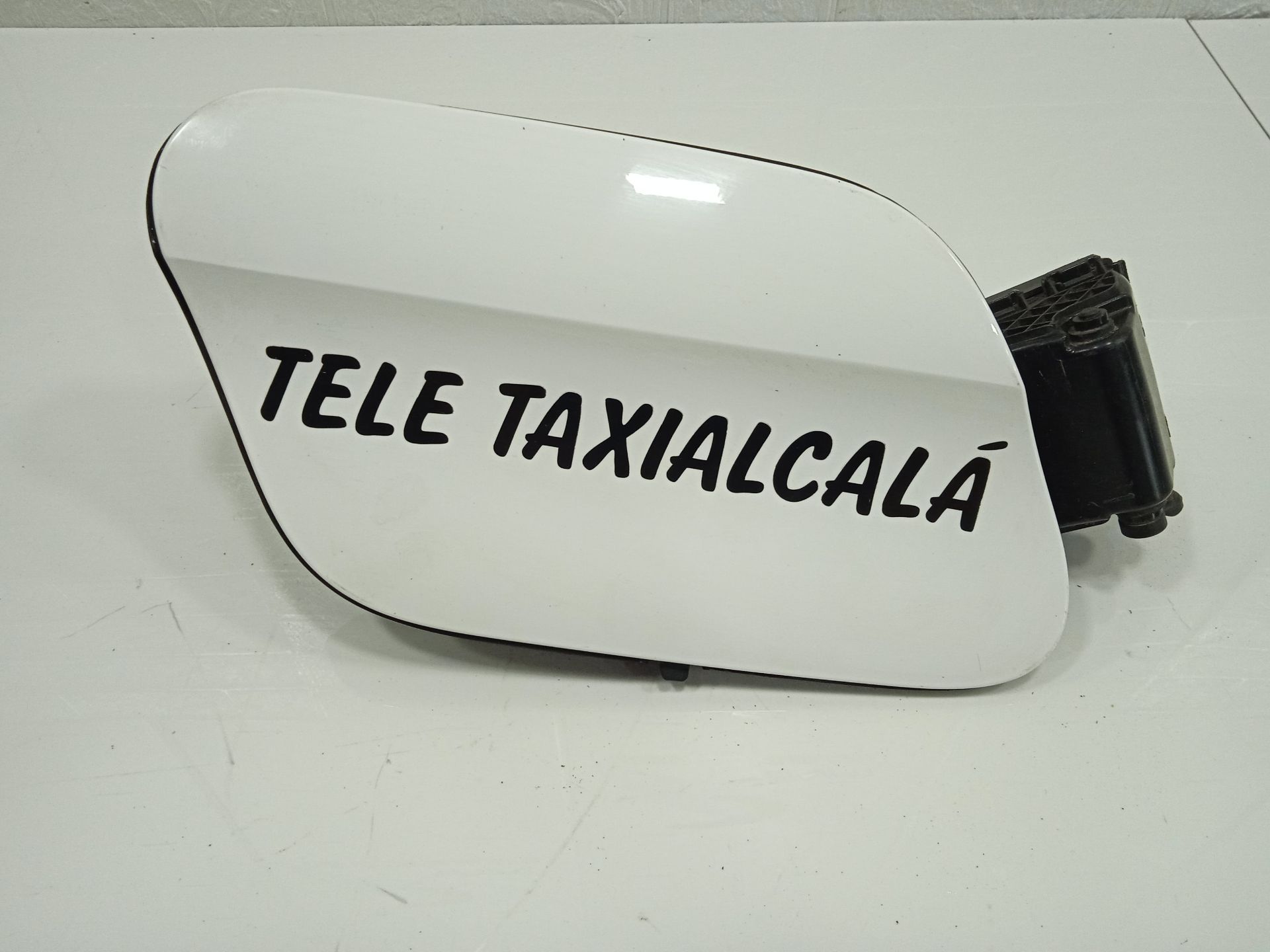 Tapa exterior combustible peugeot 508 sw allure pack