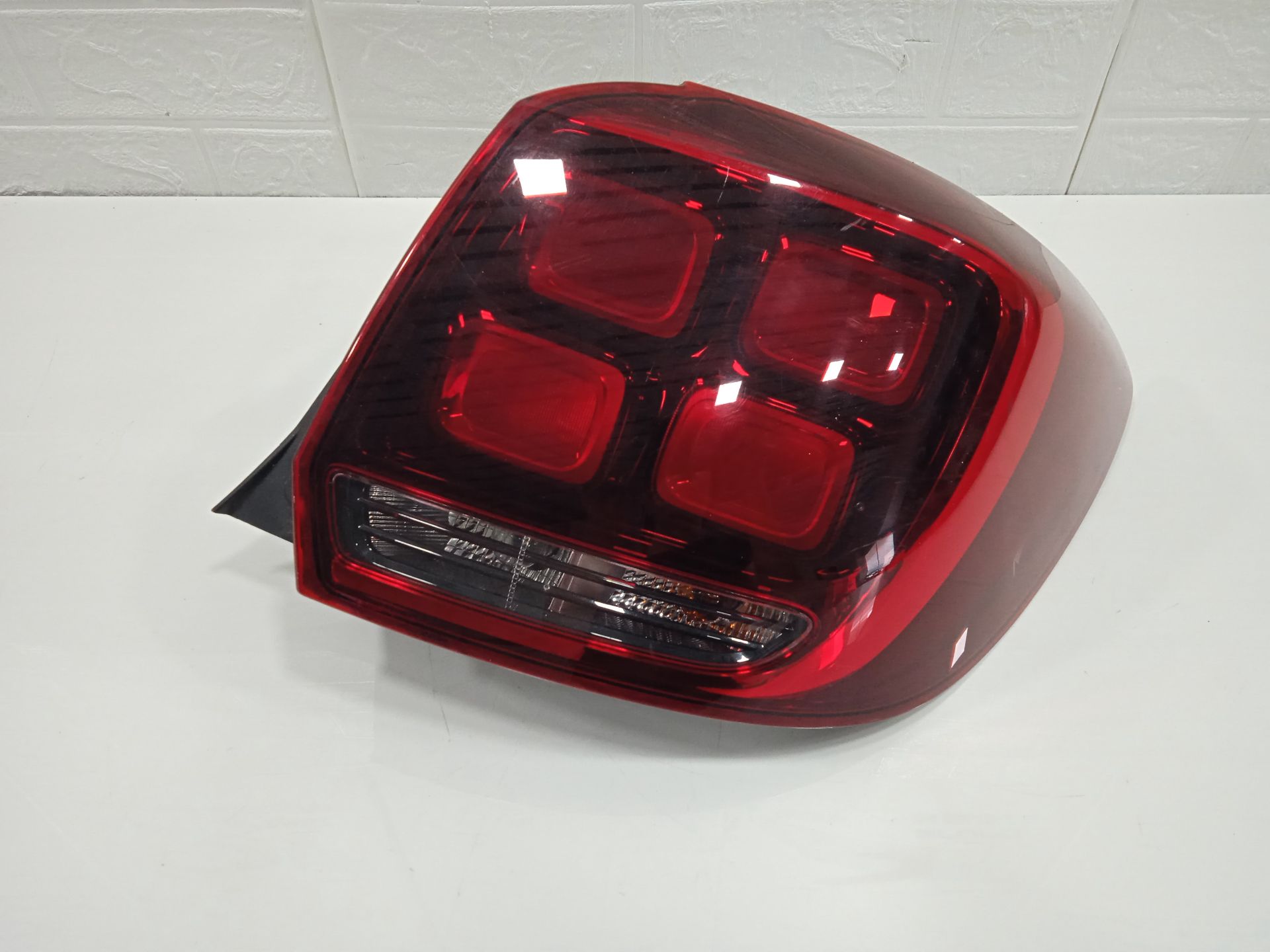 Piloto trasero derecho dacia sandero ii stepway comfort