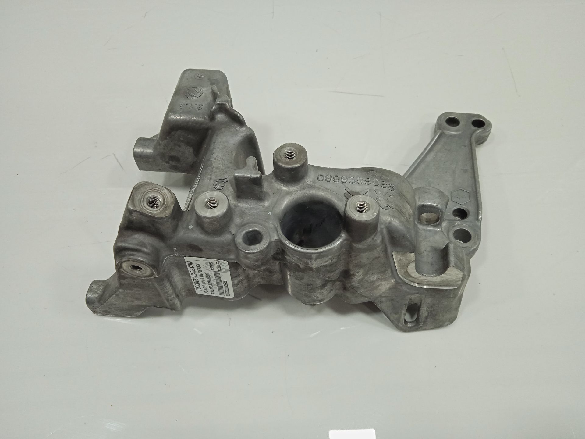 Soporte alternador peugeot 508 sw allure pack