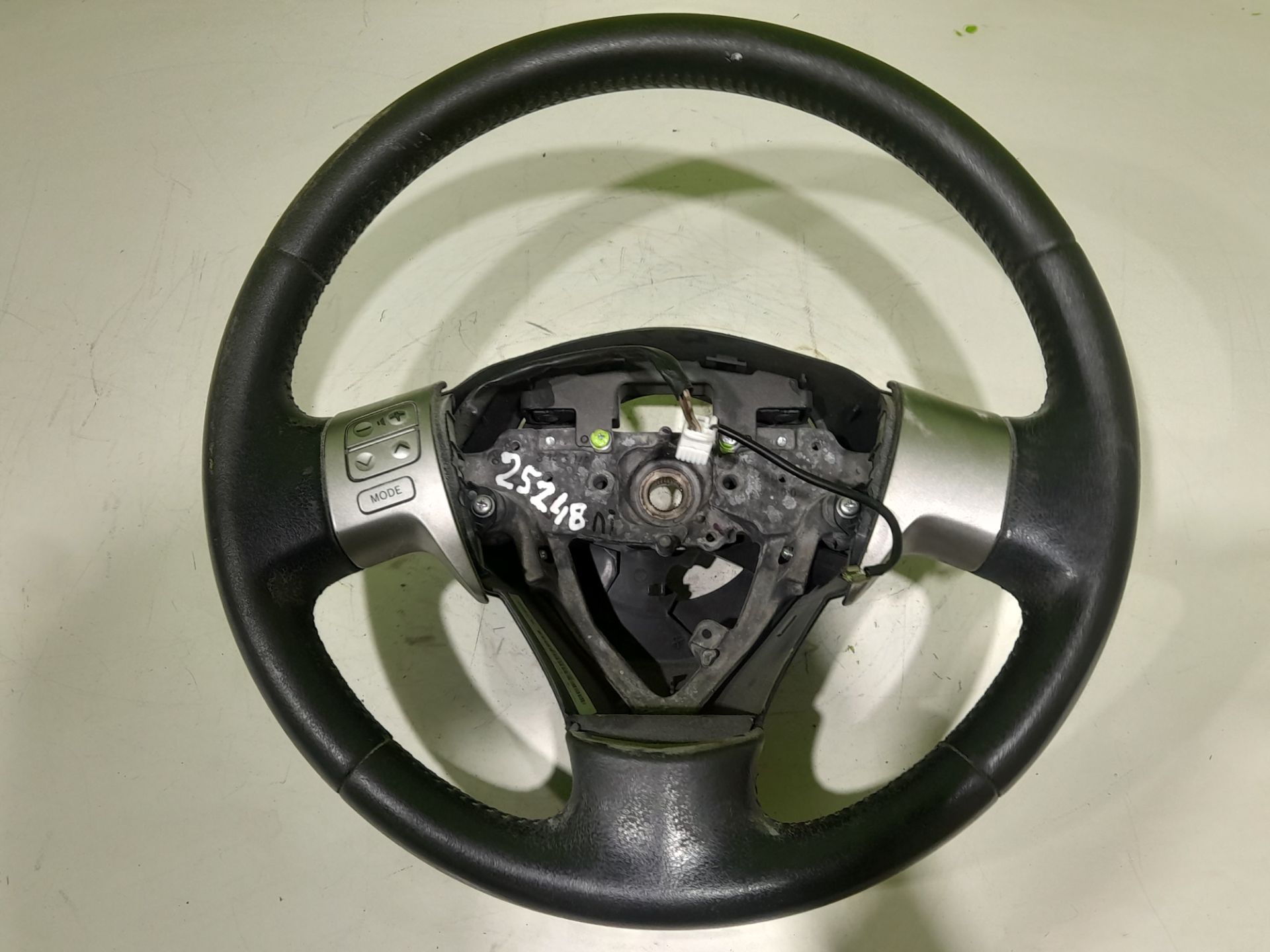 Volante toyota auris (e15) luna+