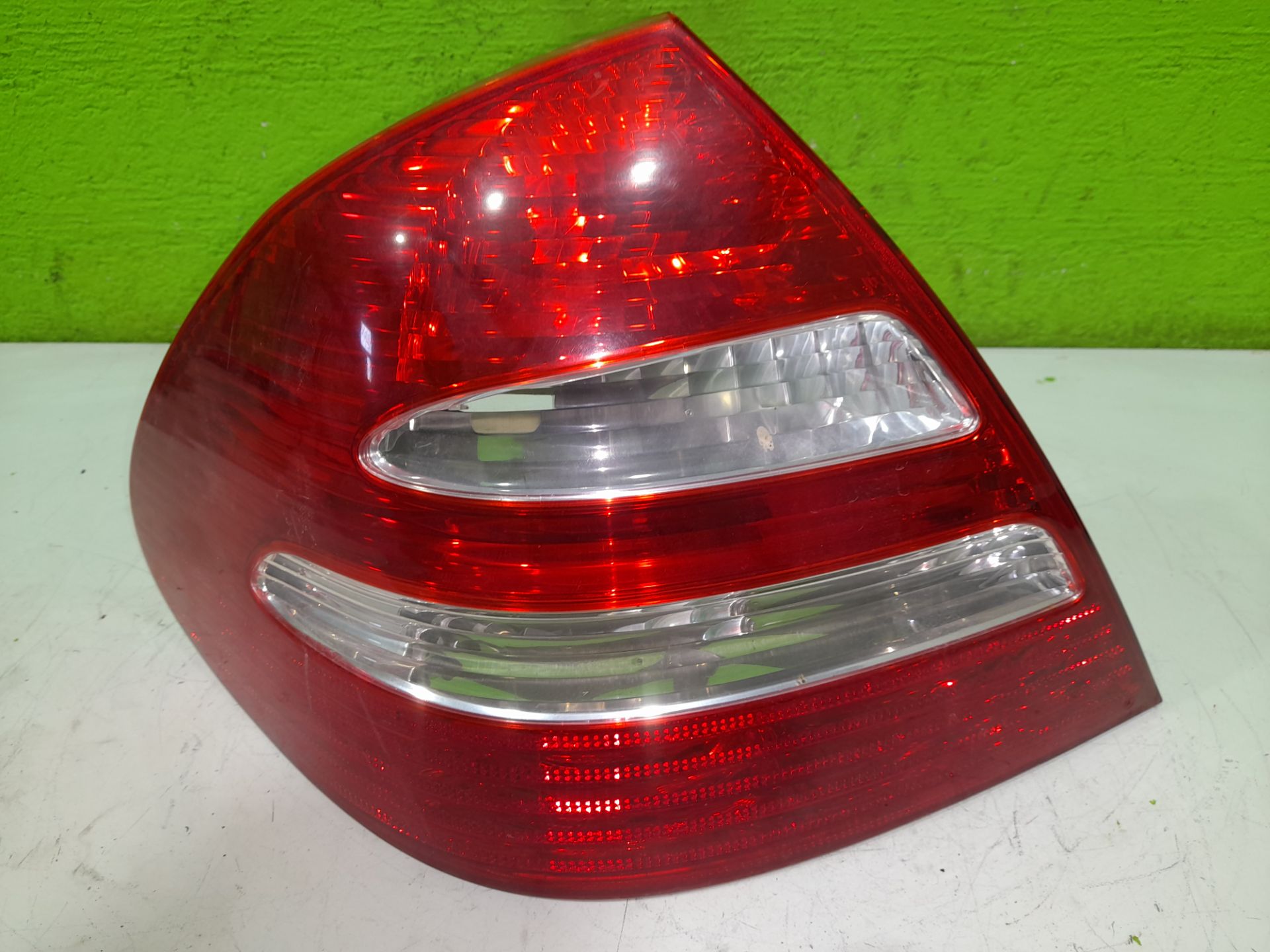 Piloto trasero izquierdo mercedes-benz clase e (bm 211) berlina e 270 cdi (211.016)