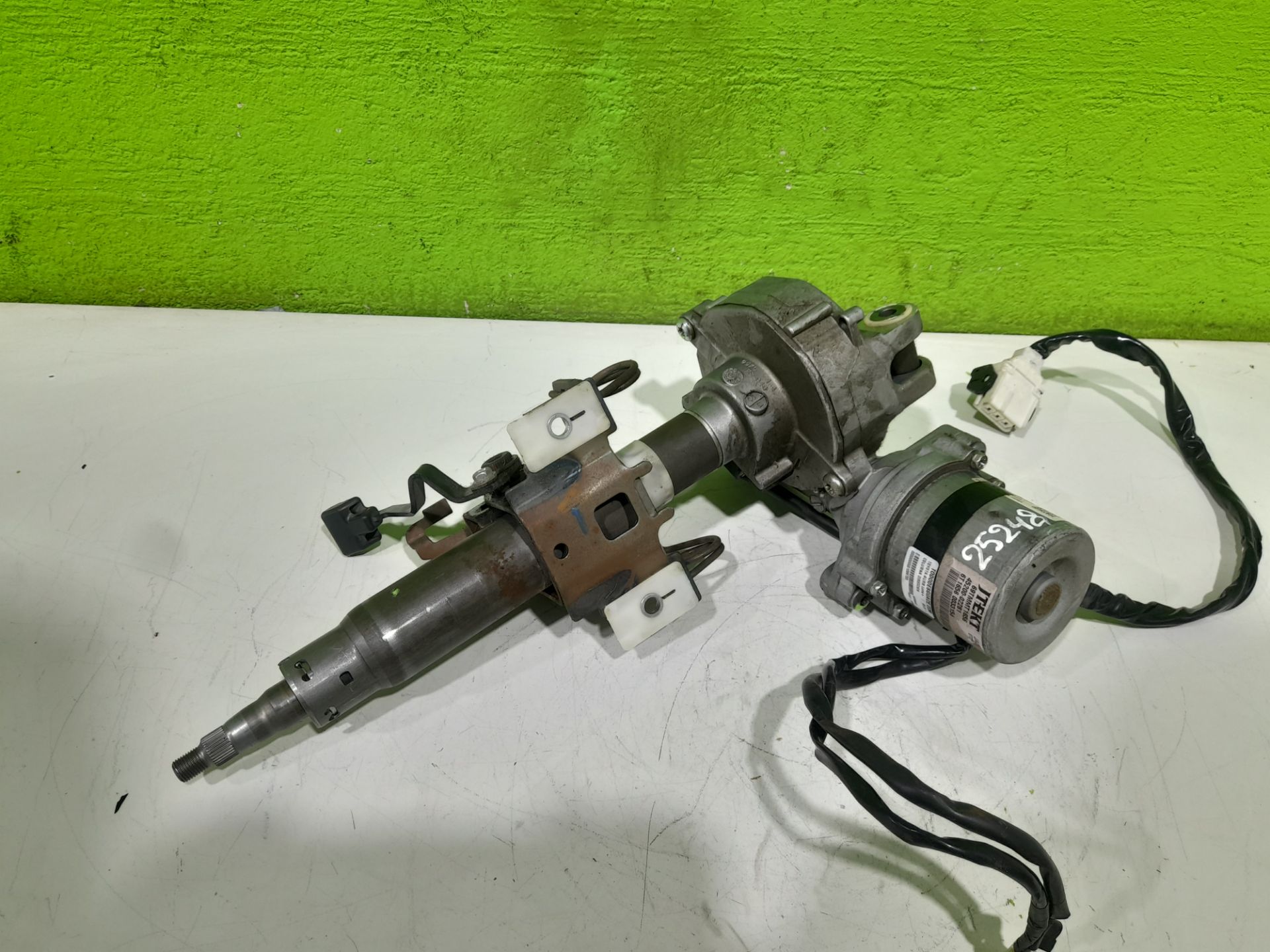 Columna direccion toyota auris (e15) luna+