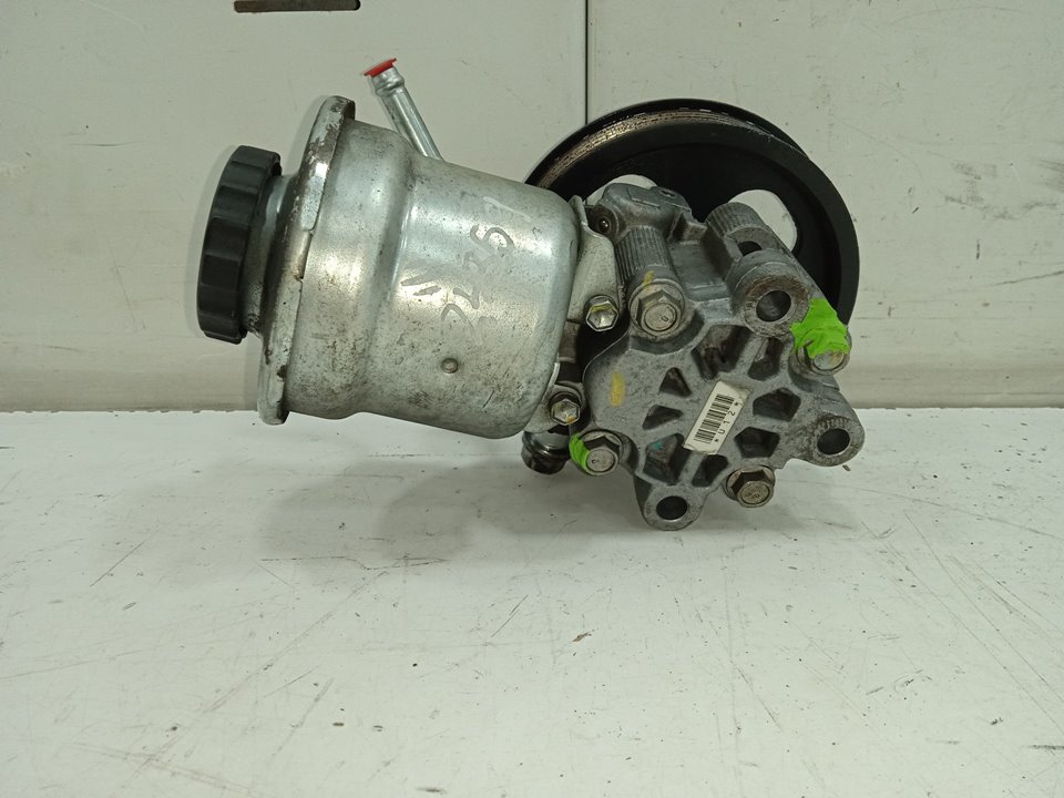 Bomba direccion toyota corolla verso (r1) 2.2 d4d luna