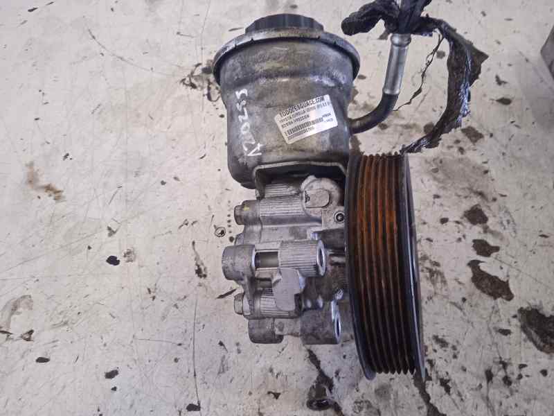 Bomba direccion toyota corolla verso (r1) 2.2 d4d luna
