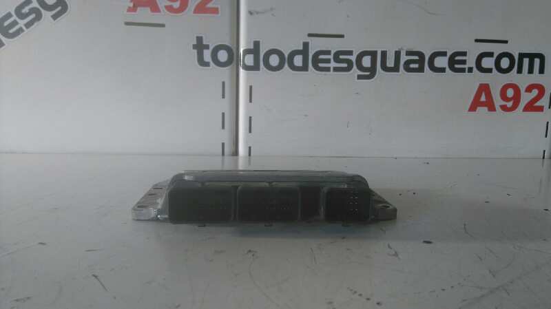  centralita motor uce   renault megane ii classic berlina confort dynamique 1.6 16v